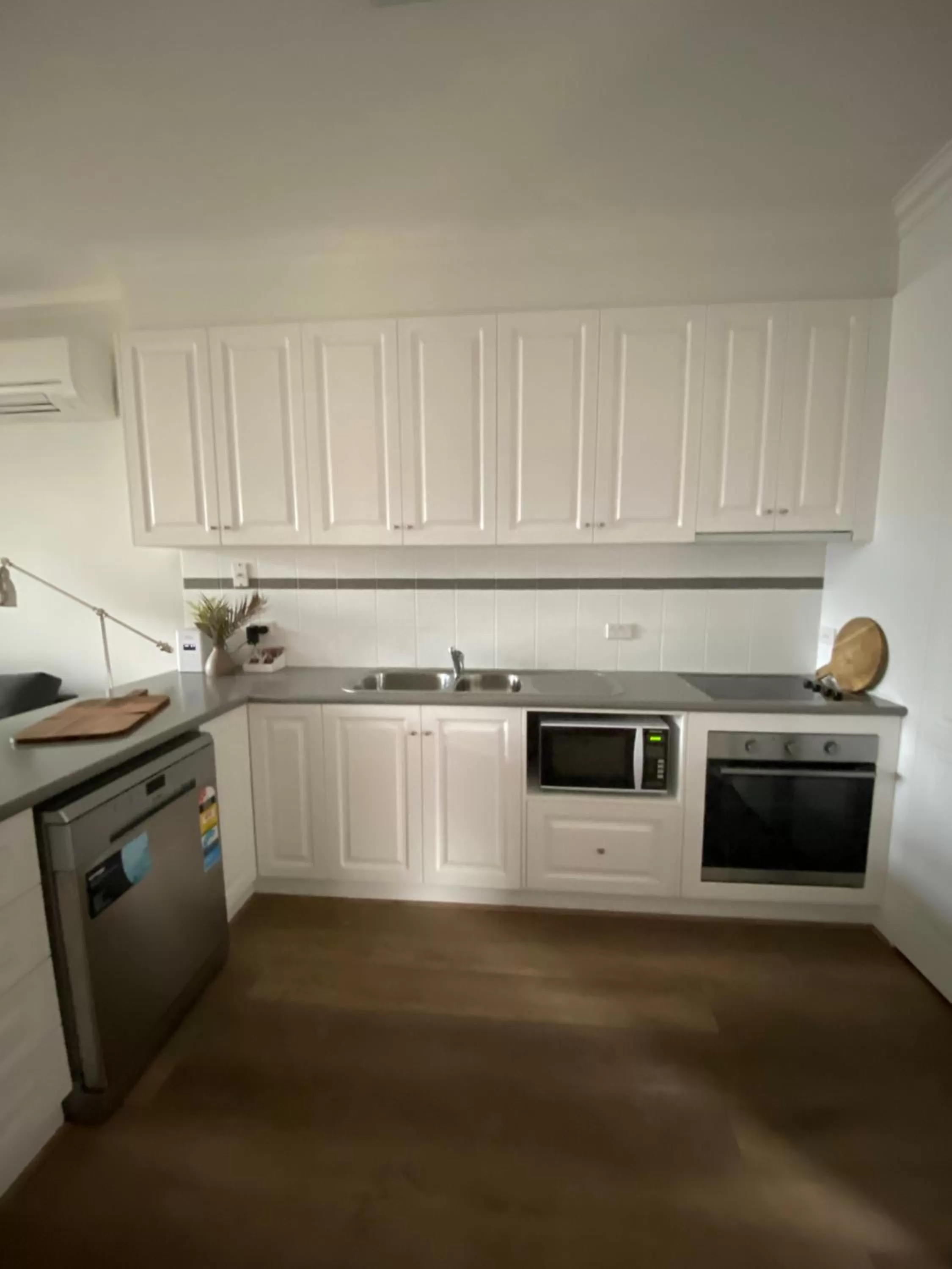 kitchen in Banyan Place