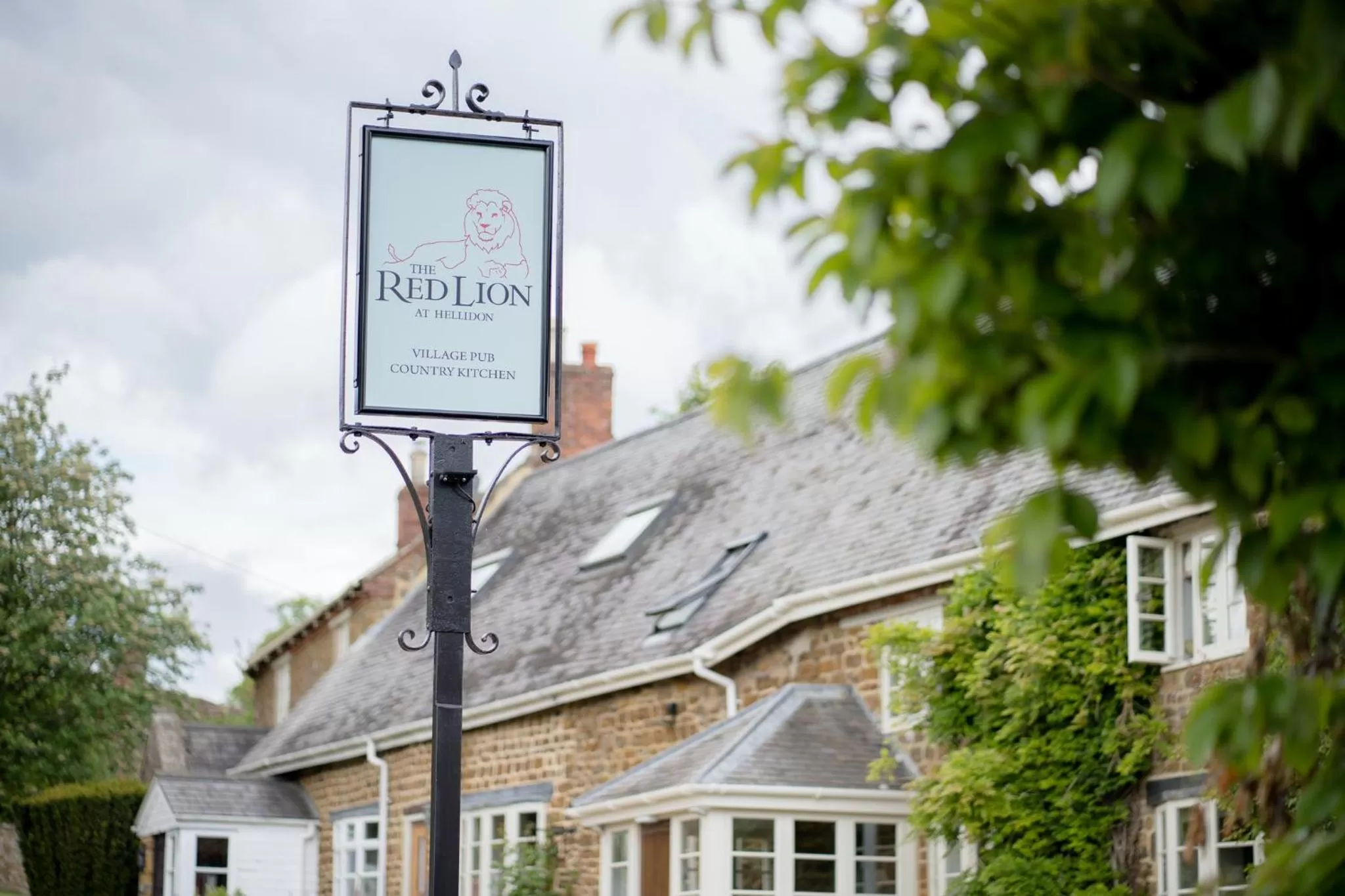 Garden in The Red Lion at Hellidon