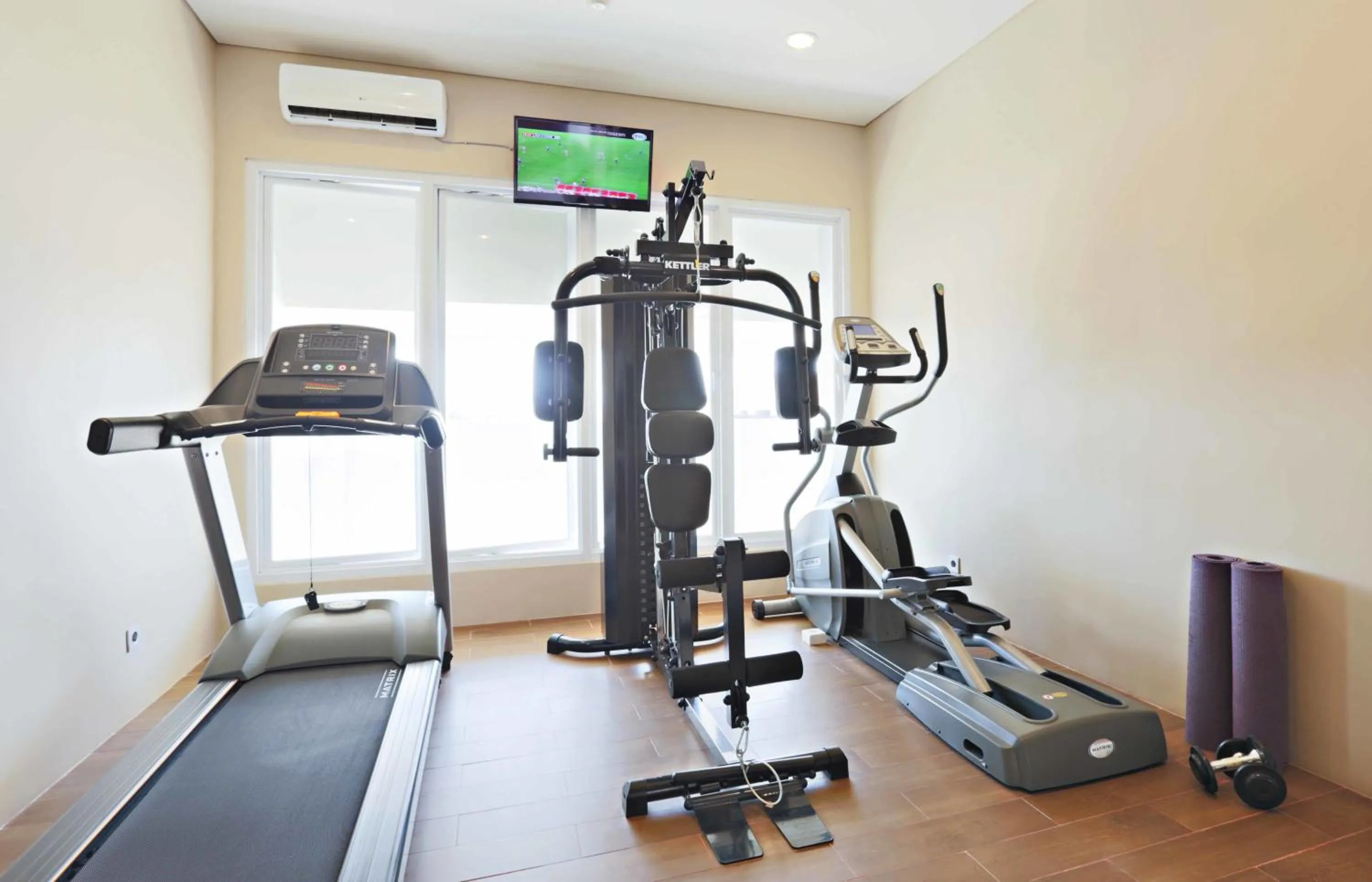 Fitness centre/facilities in Euphoria Hotel