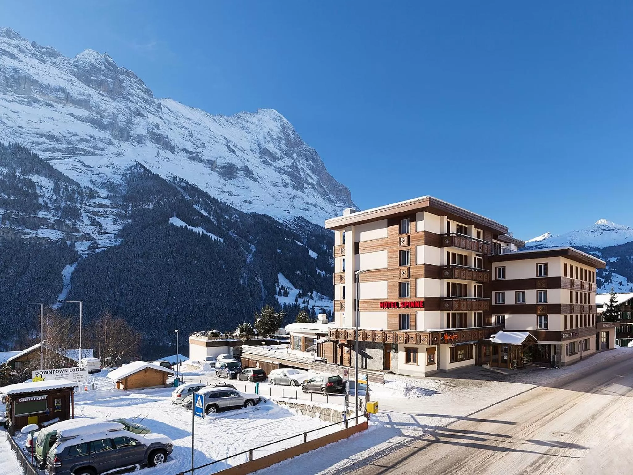 Facade/entrance in Hotel Spinne Grindelwald