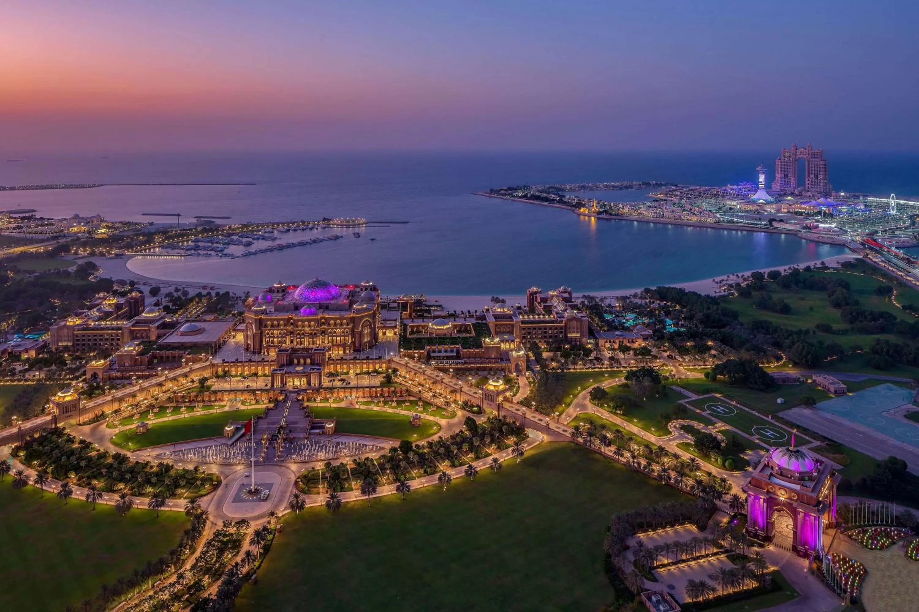 Location in Grand Hyatt Abu Dhabi Hotel & Residences Emirates Pearl
