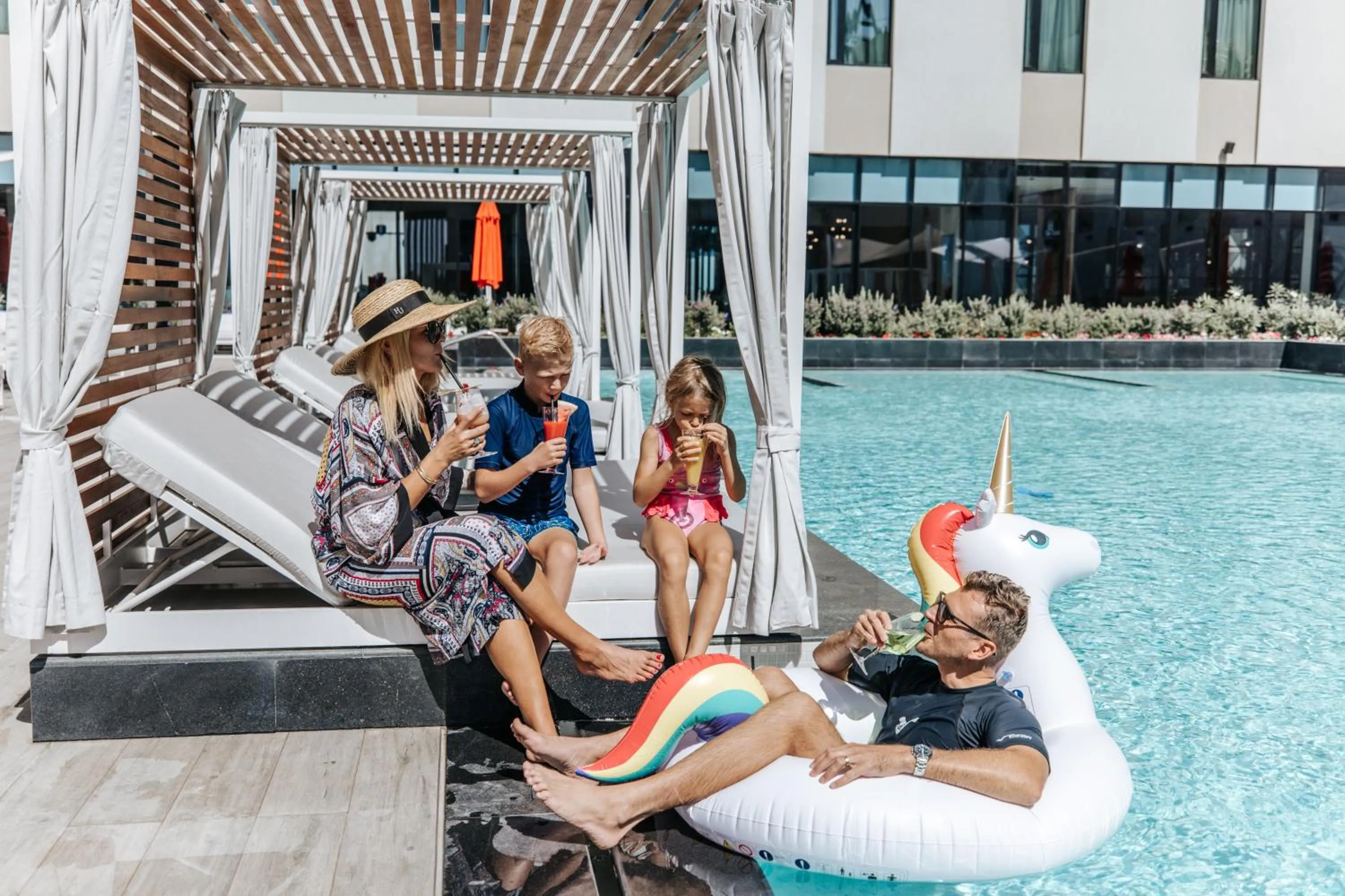 Swimming pool in Maani Muscat Hotel & Apartments