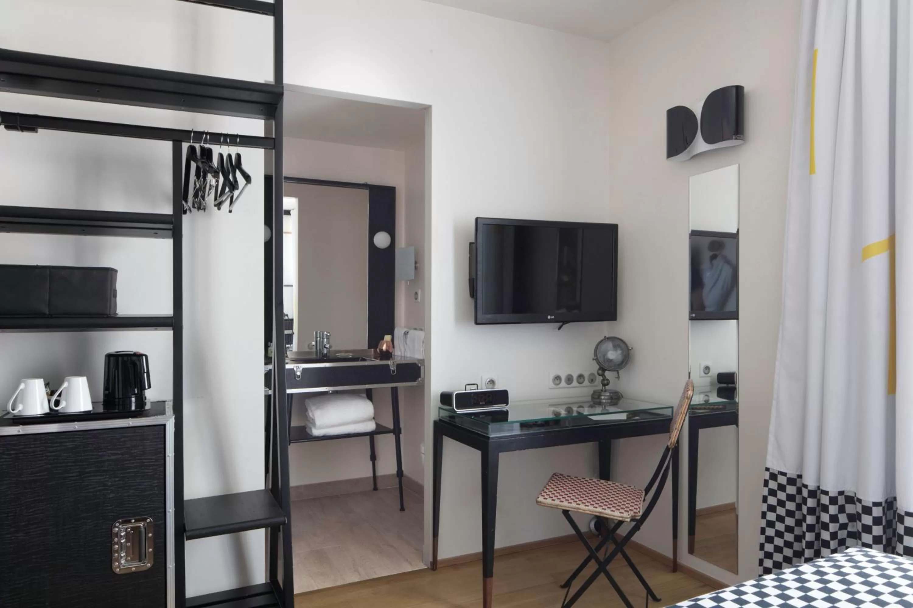 Bathroom in Le 123 Sébastopol - Astotel