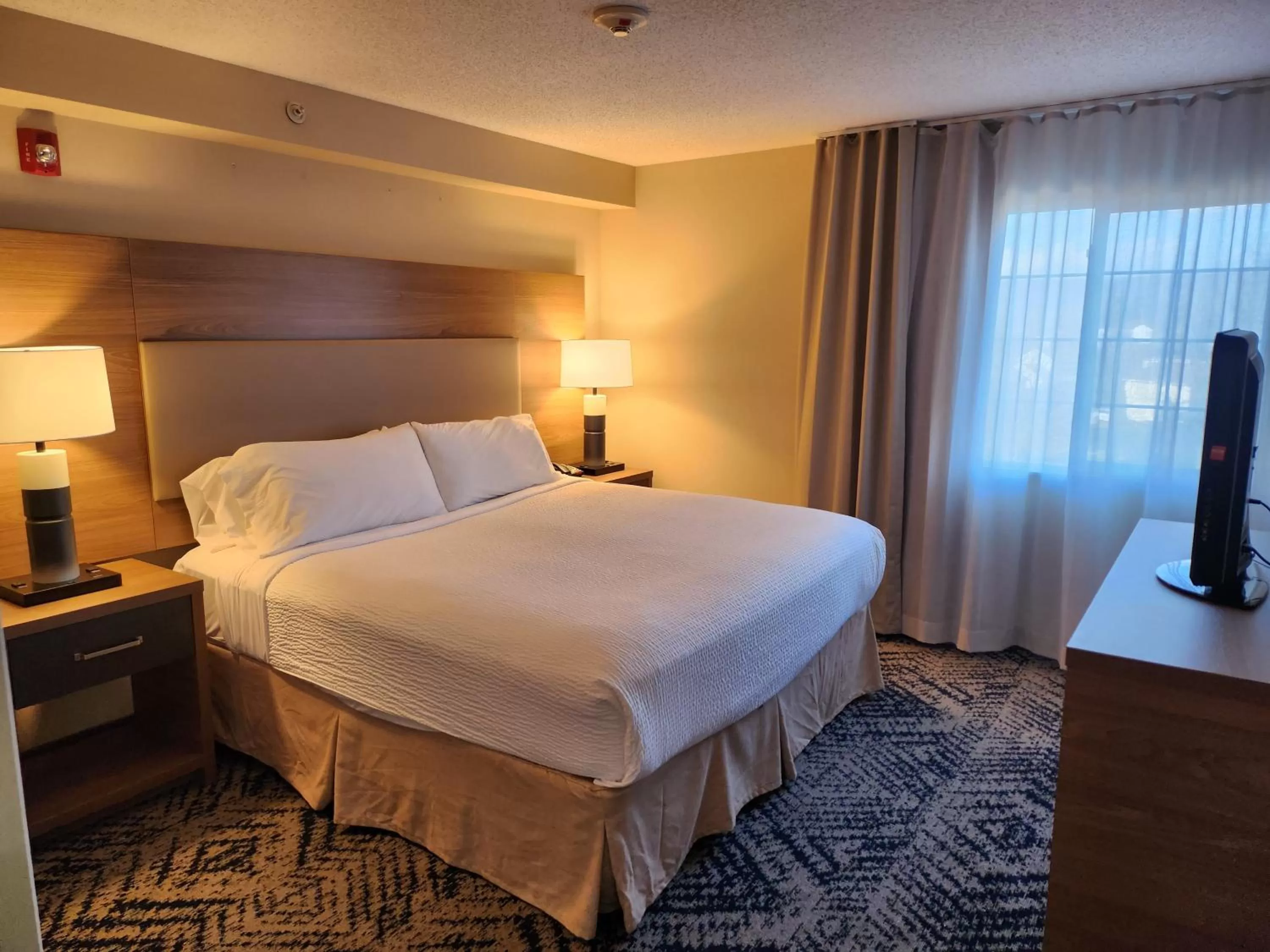 Photo of the whole room, Bed in Candlewood Suites Harrisburg I-81 Hershey Area by IHG