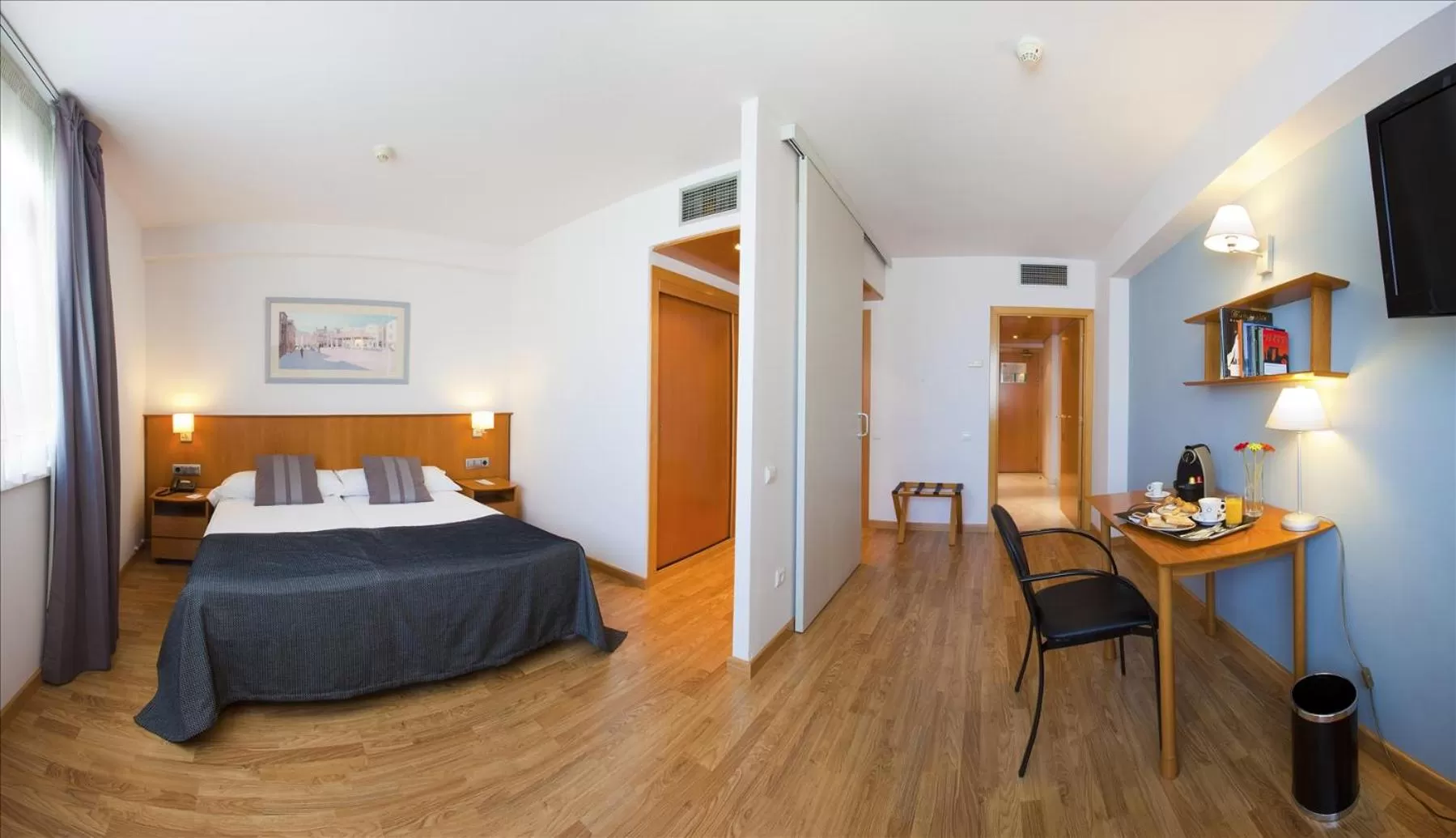 Double or Twin Room in Aparthotel Atenea Valles