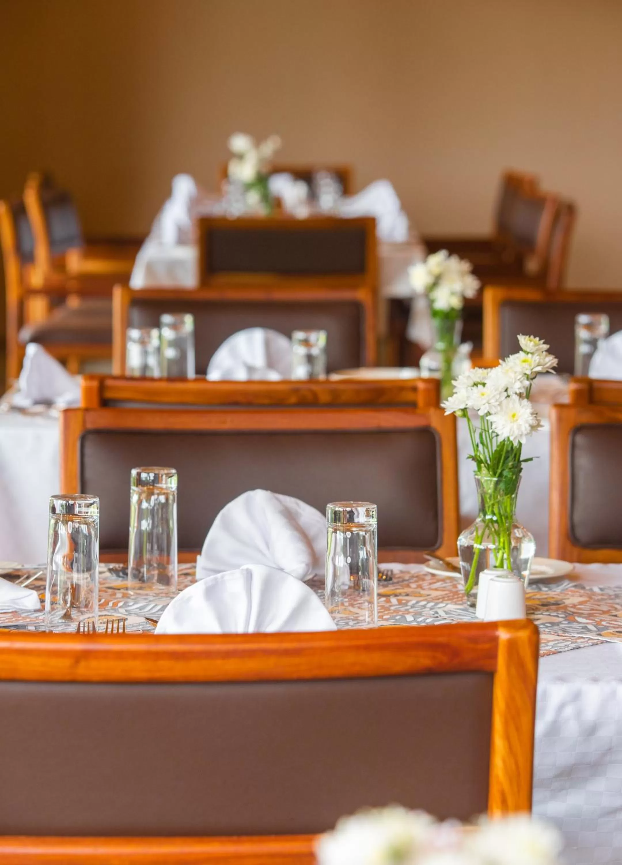 Restaurant/places to eat in Forest Hill Hotel