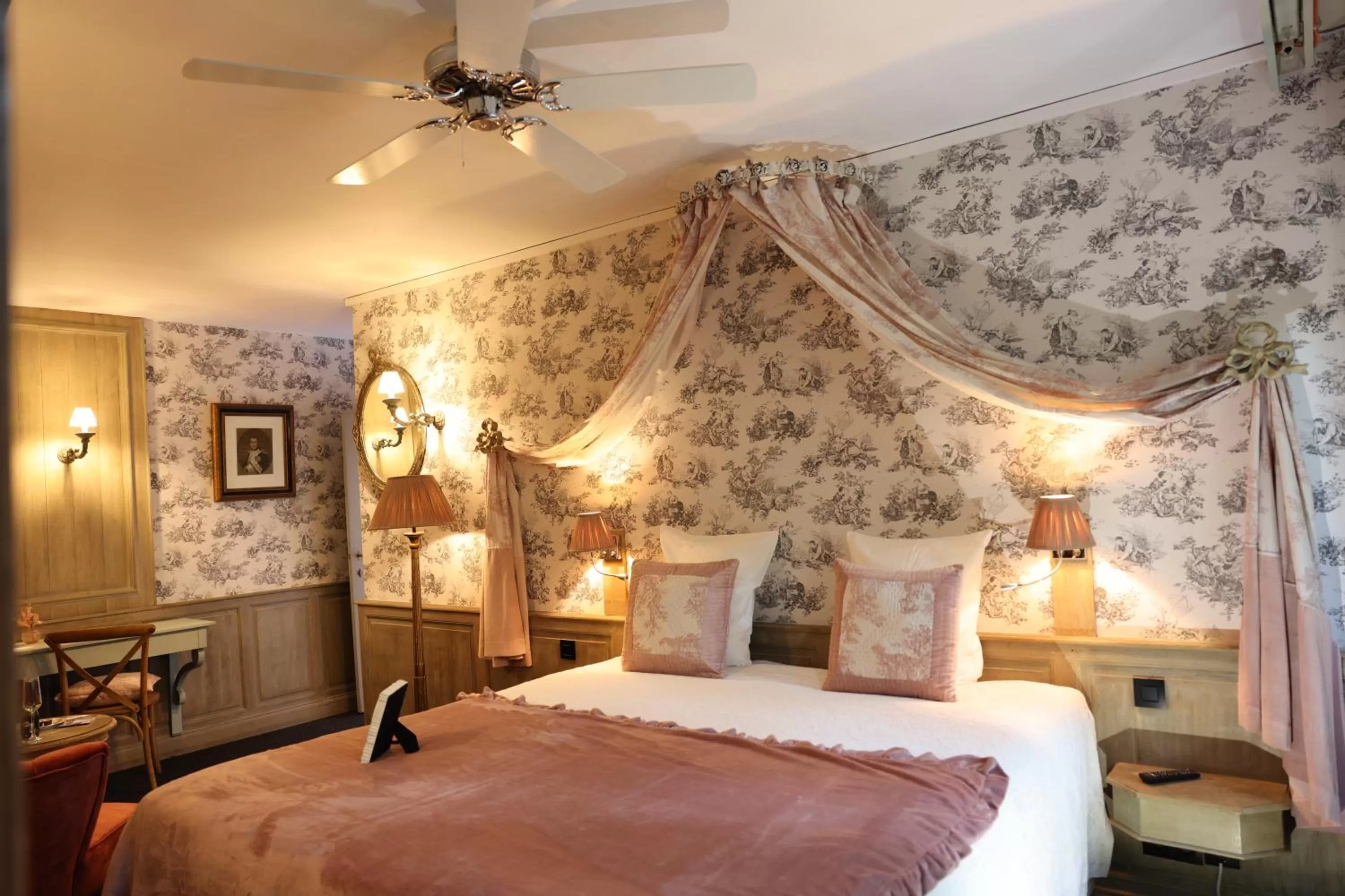 Photo of the whole room, Bed in Hotel Biskajer by CW Hotel Collection - Adults Only