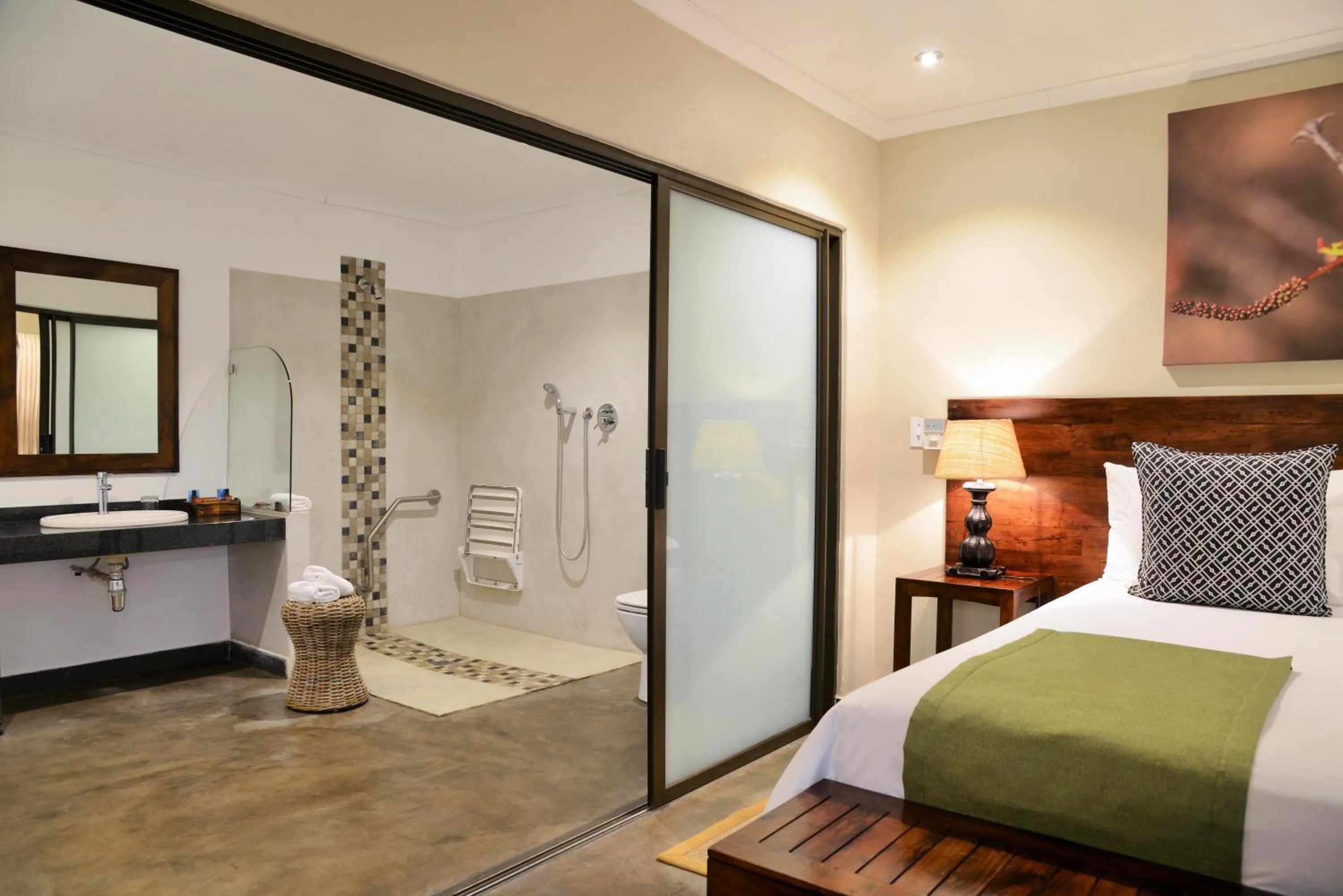 Bathroom, Bed in Bushveld Terrace Safari Hotel, Lodge & Spa