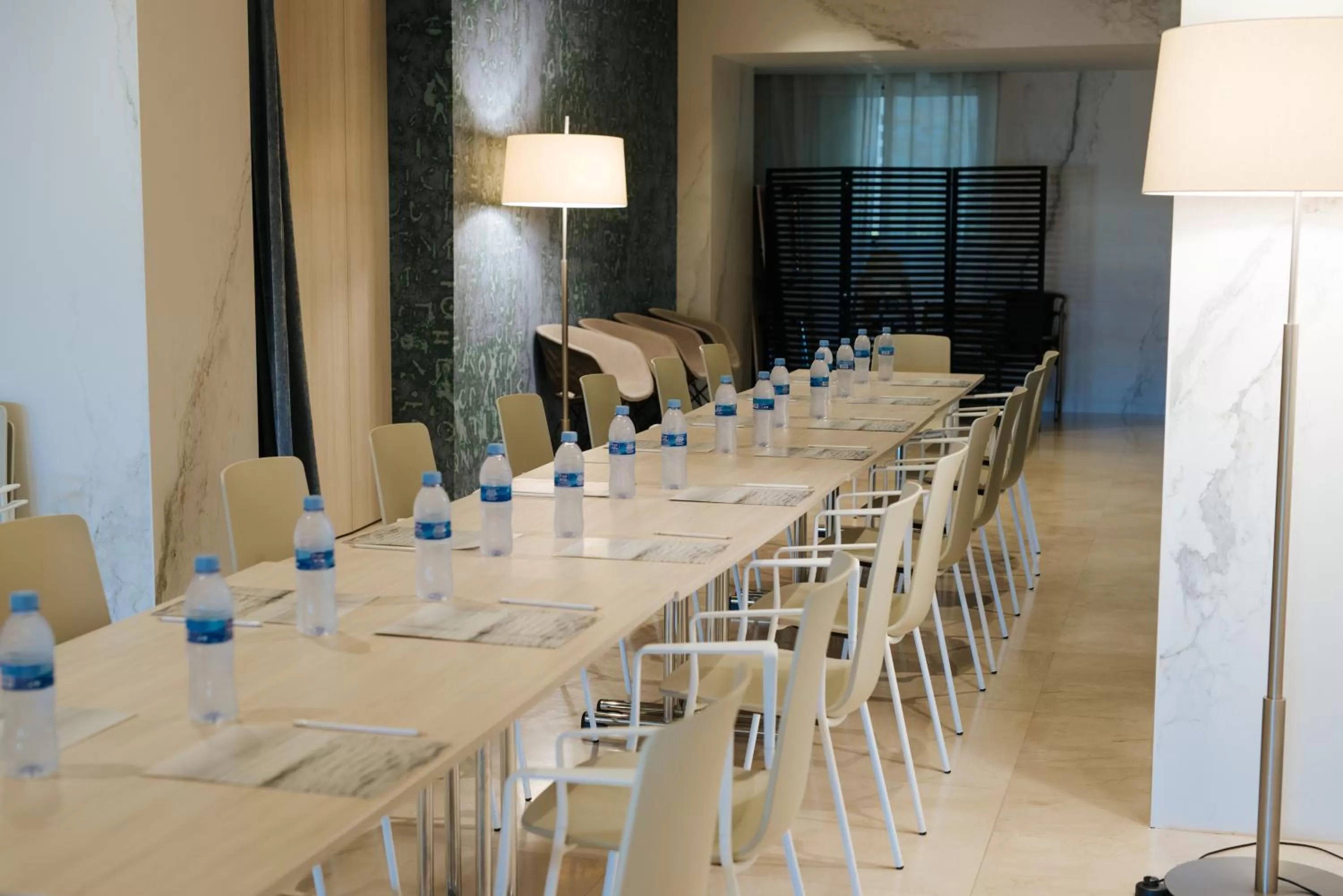Business facilities in Hotel Neptuno Playa & Spa