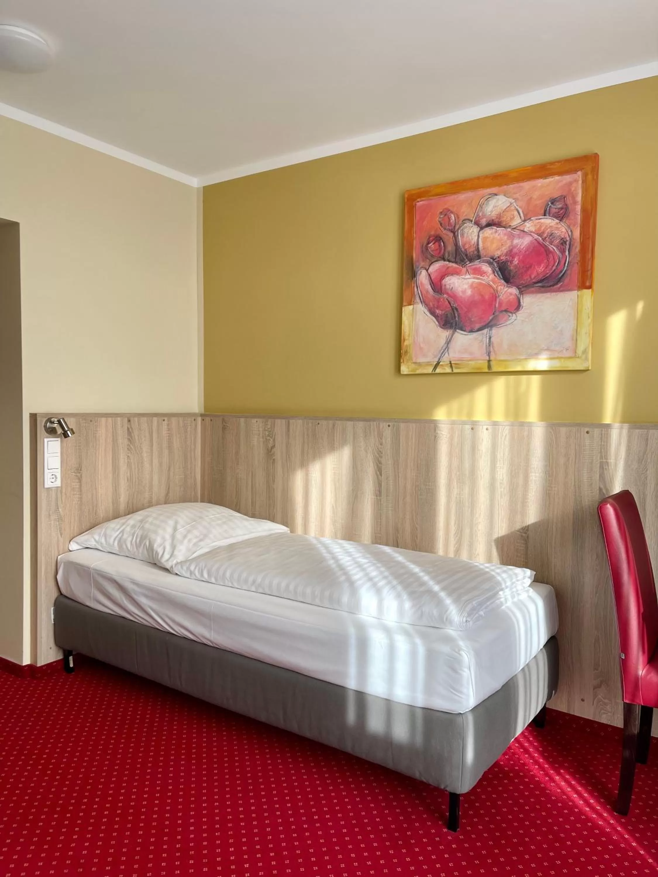 Bed in Palm Premium Hotel & Apartments