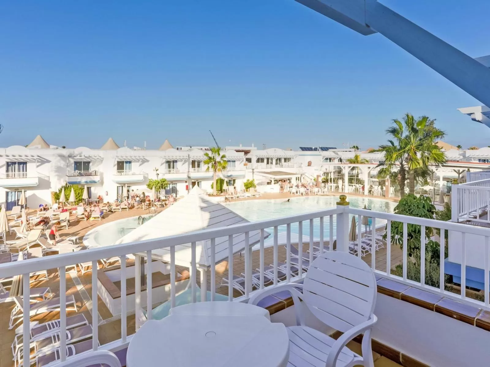 Pool view in Hotel Arena Beach