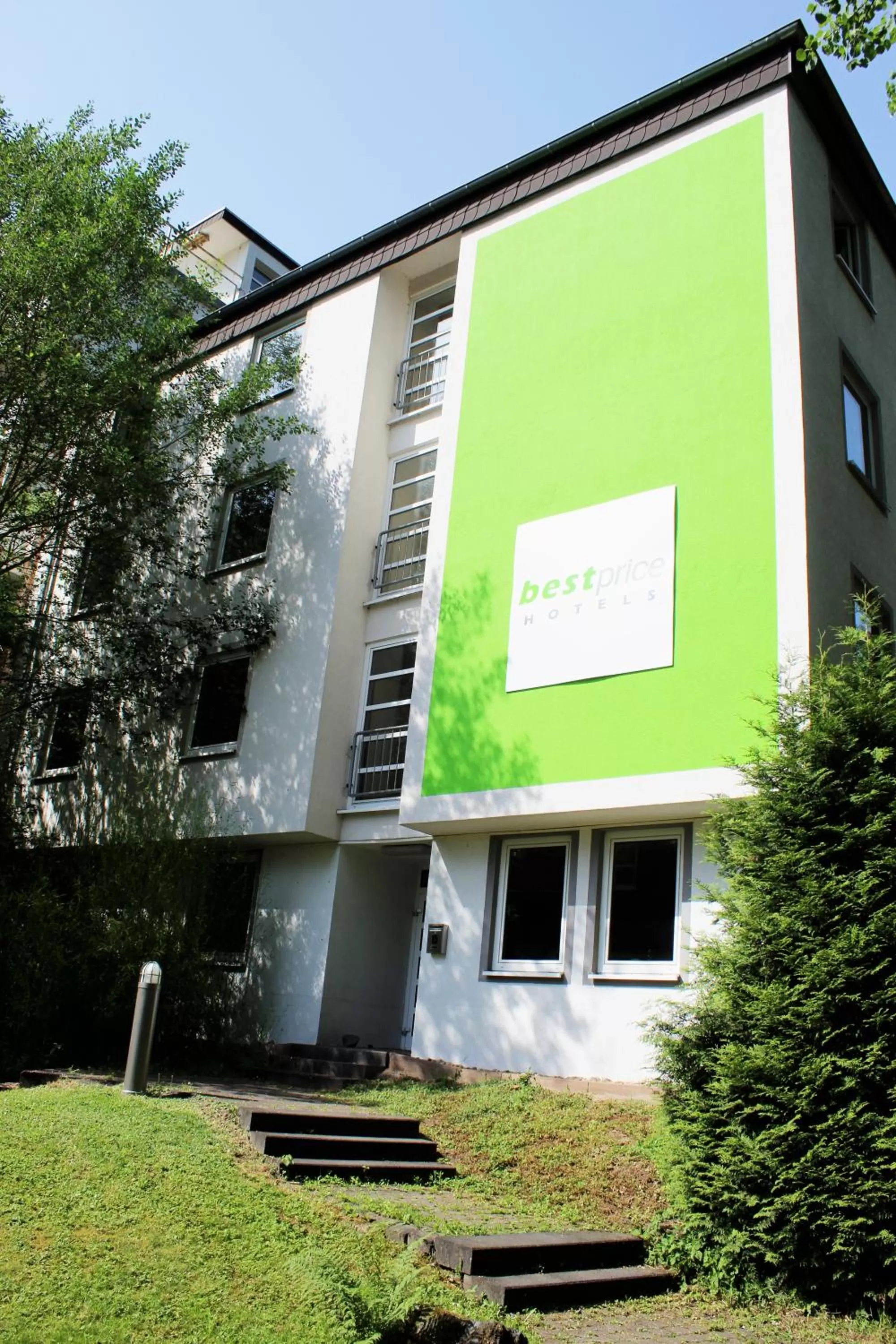 Property building in bestprice Hotel Bendorf Koblenz