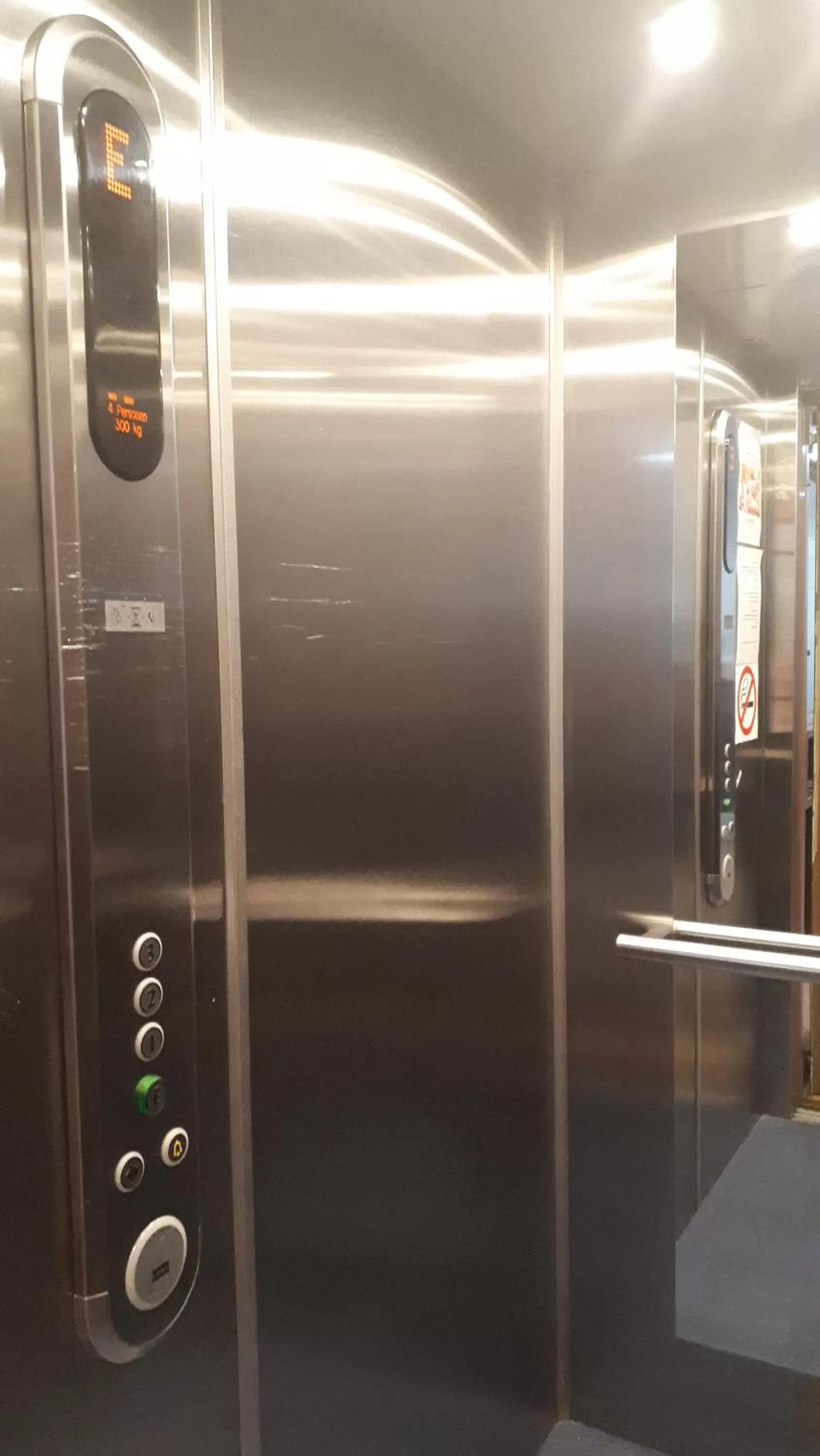 Lobby or reception in Hotel Hadrigan