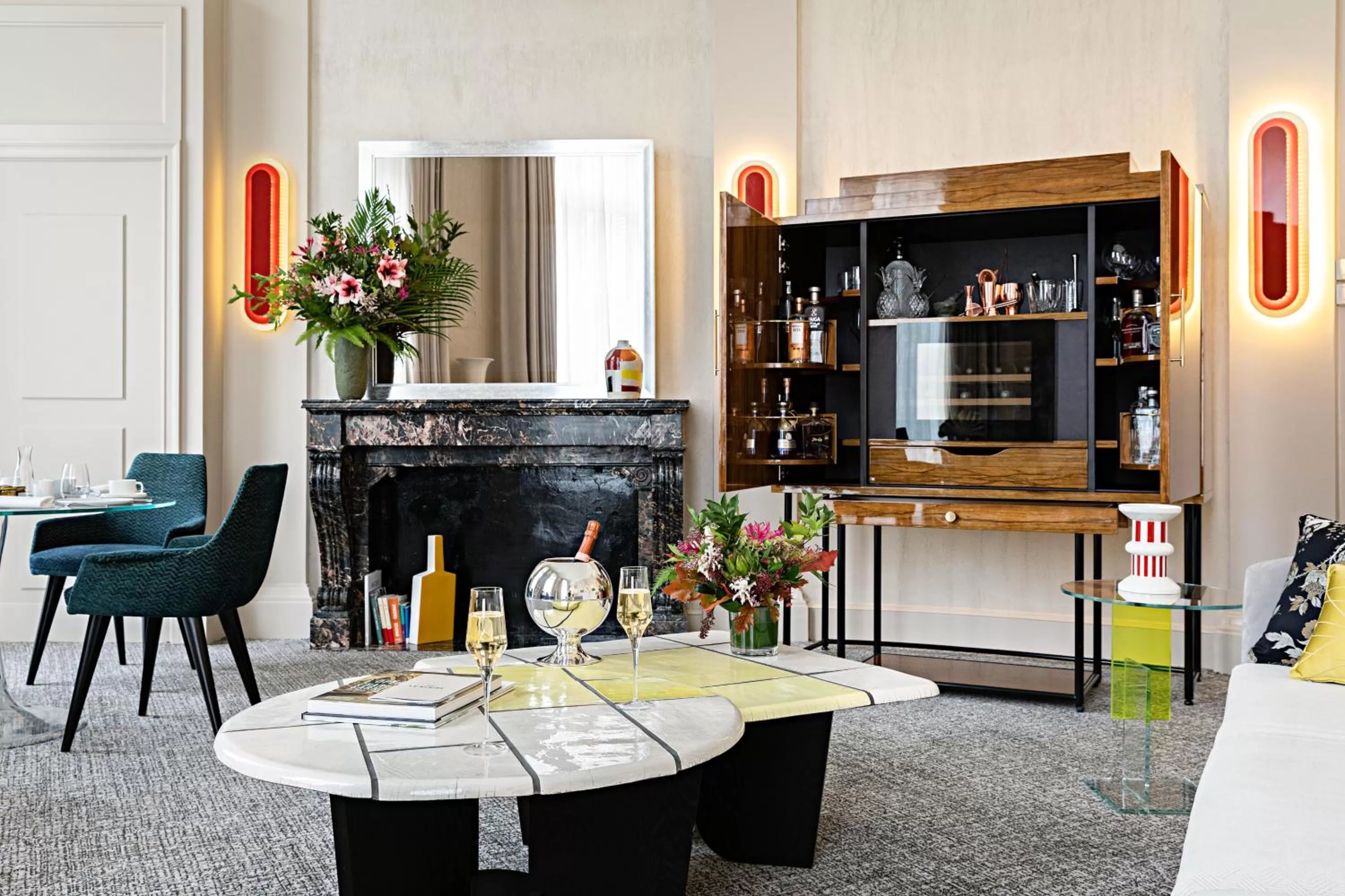 Lounge or bar in Sofitel Le Scribe Paris Opera