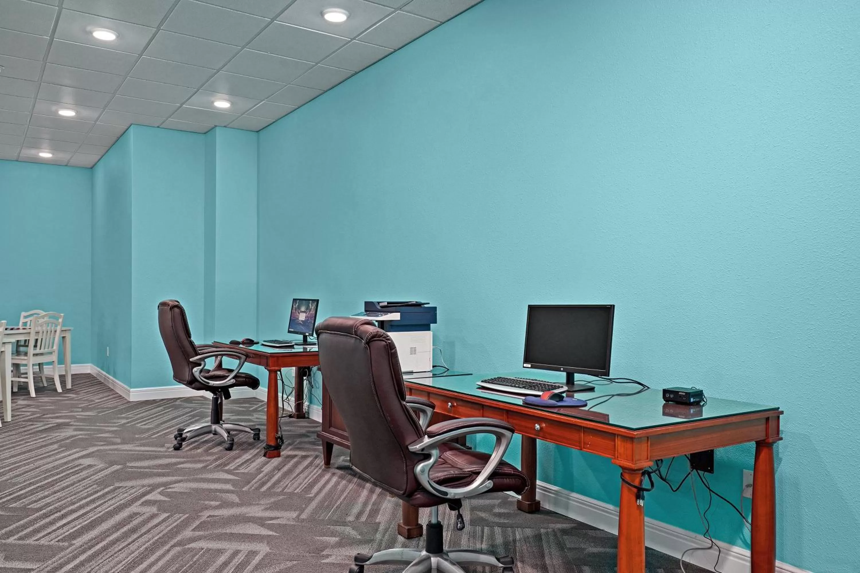 Business facilities in Bransons Nantucket