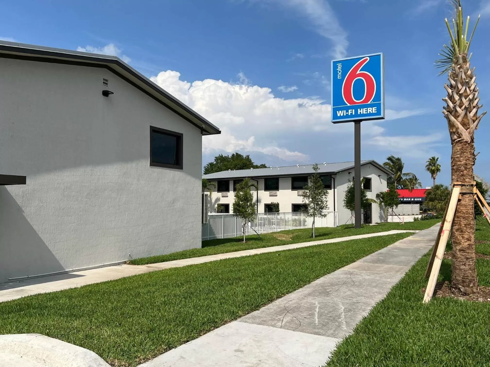 Property logo or sign in Motel 6-Fort Lauderdale, FL