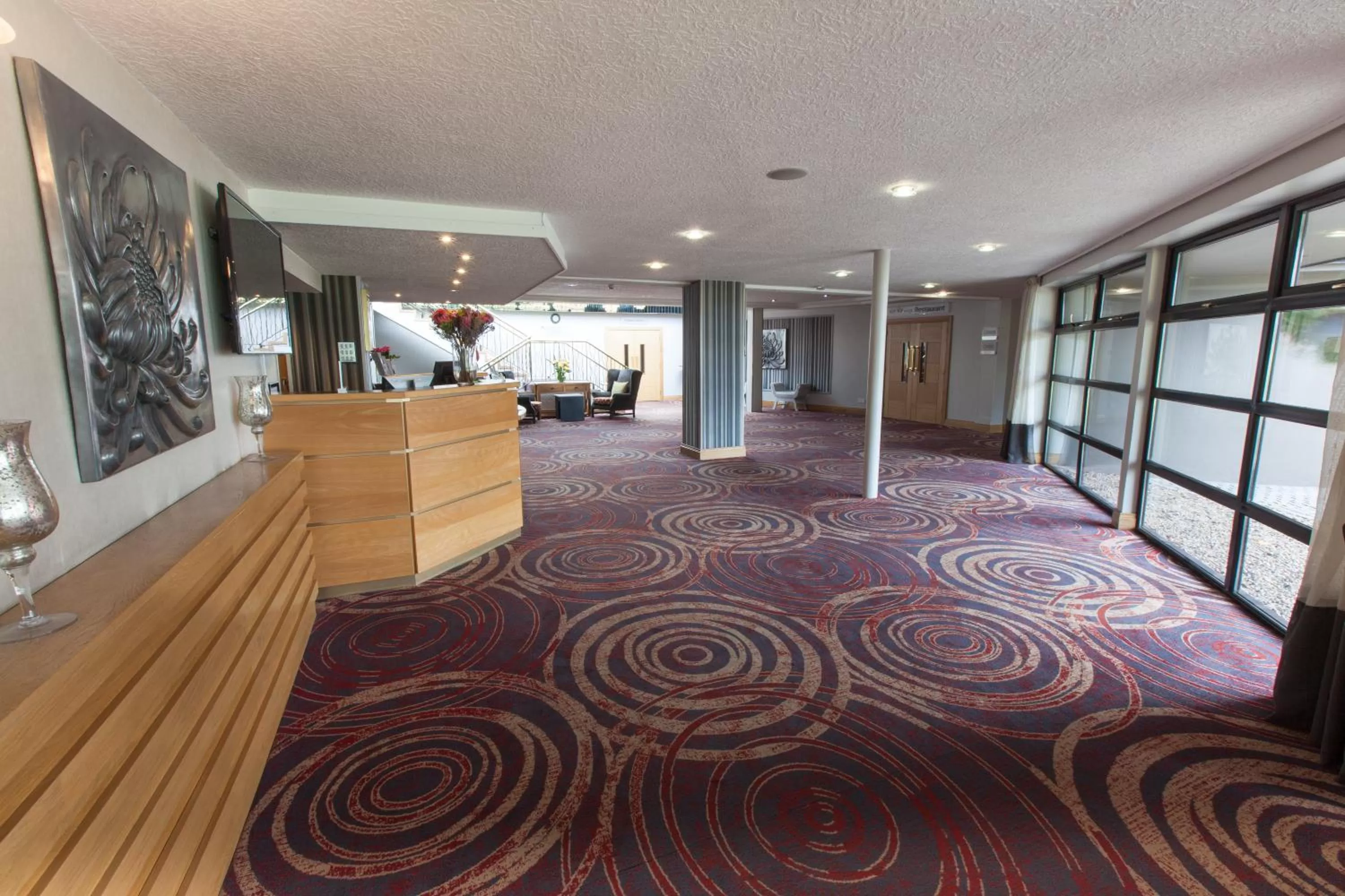 Lobby or reception in Best Western Plus White Horse Hotel