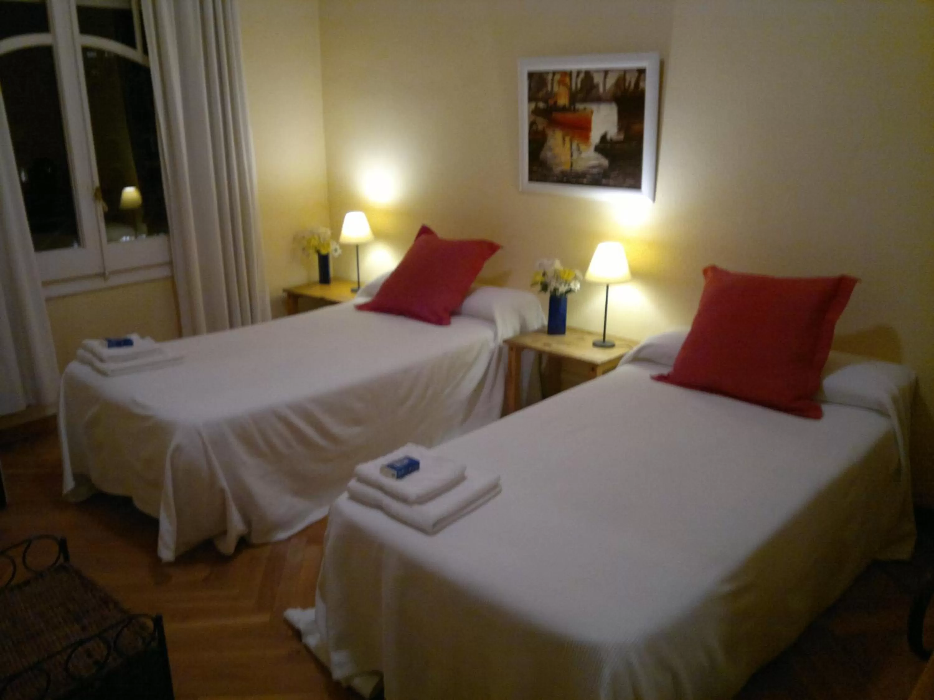 Bed in Ally's Bed&Breakfast,