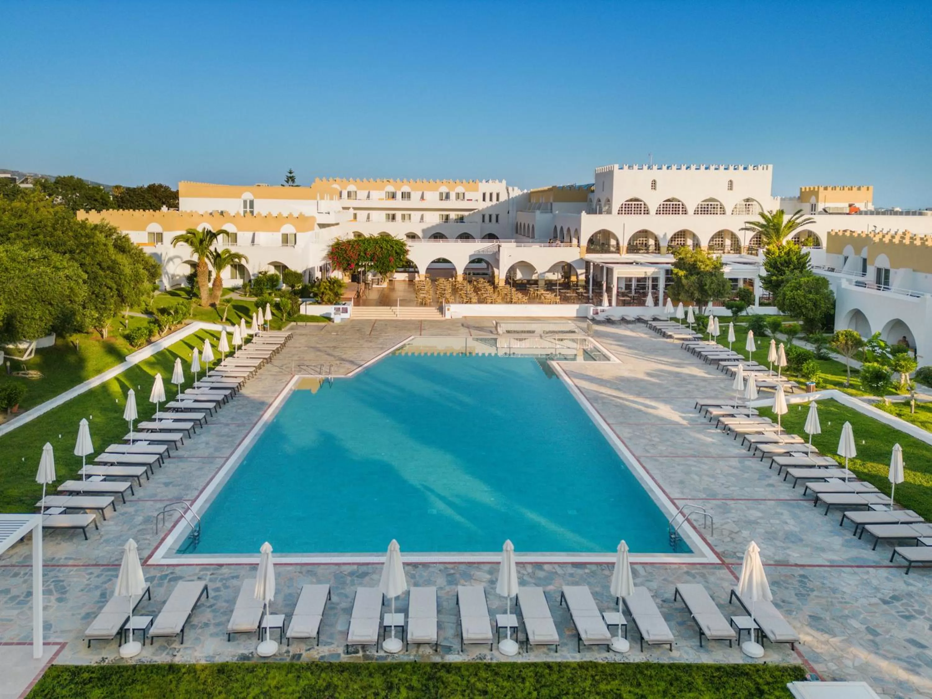 Property building in Platanista Hotel