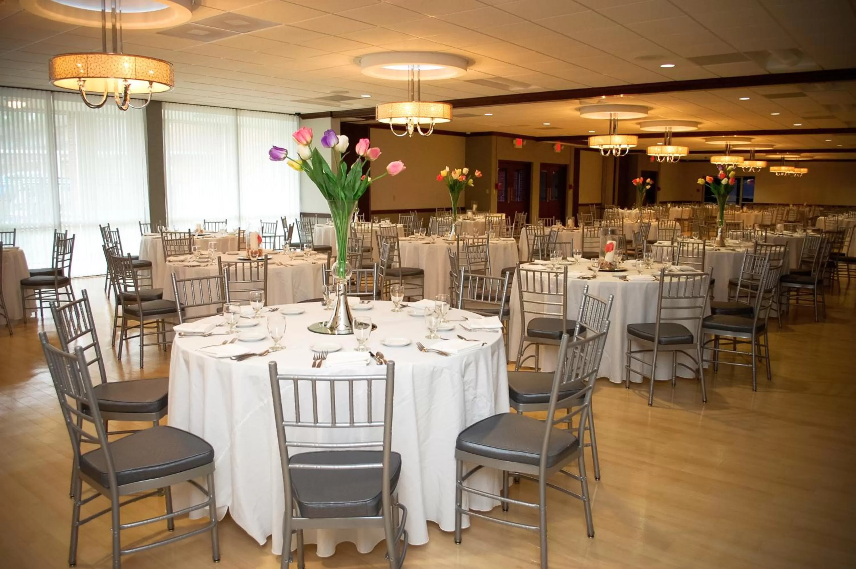 Banquet/Function facilities in Unique Suites Hotel