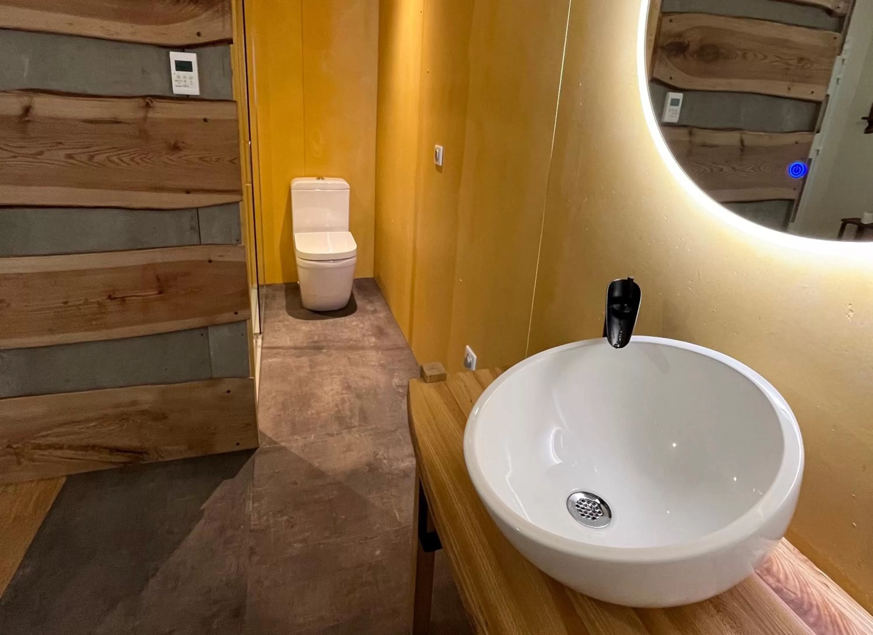 Bathroom in Hôtel En Tilleul