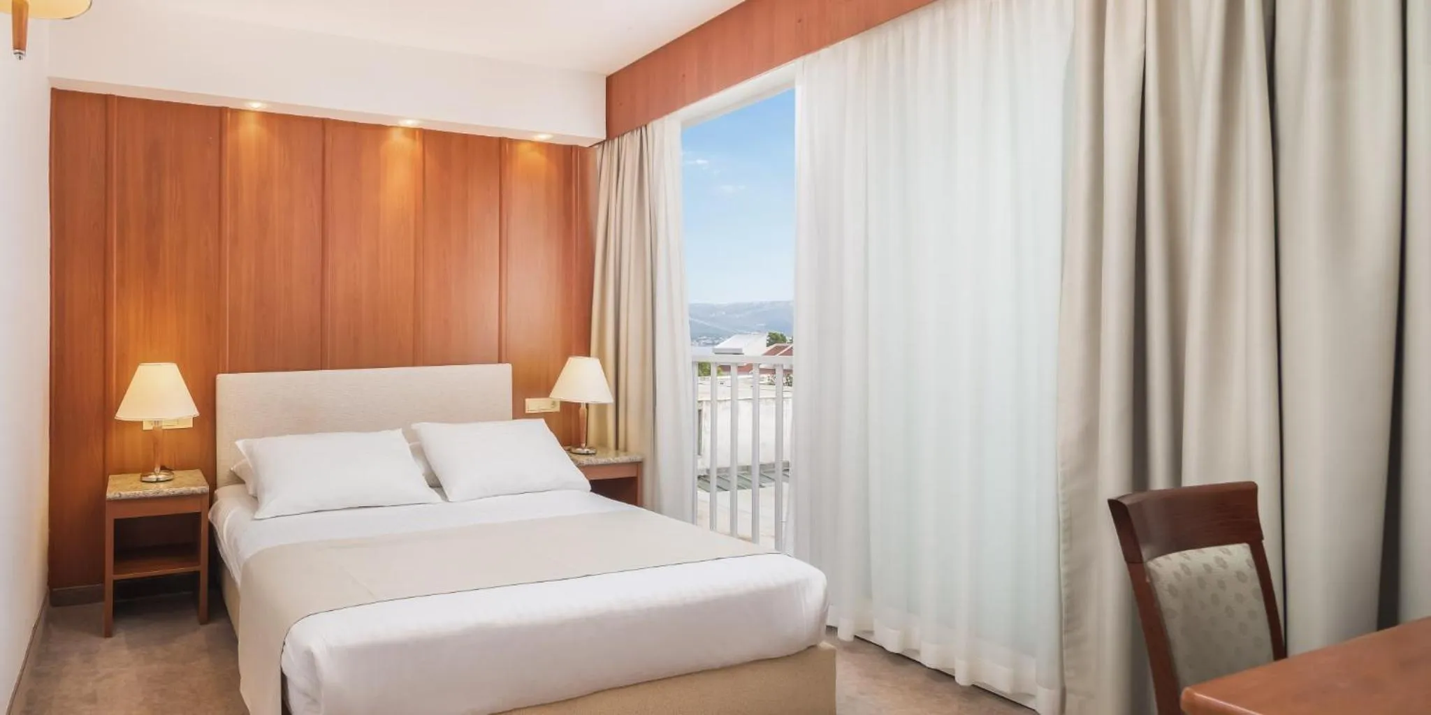 Standard Double Room - single occupancy in Marko Polo Maradiso Hotel by Aminess