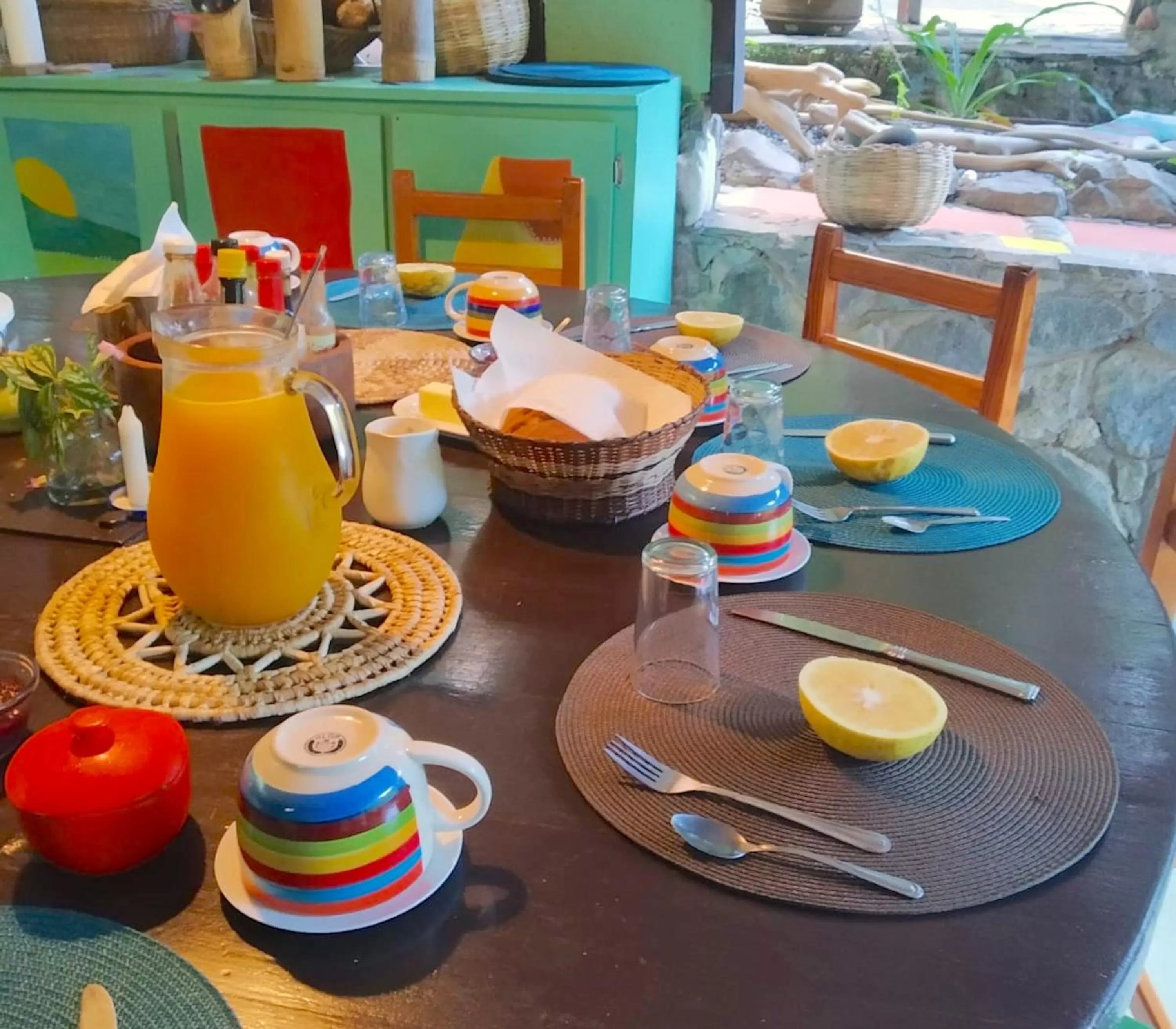 Breakfast in Cocoa Cottage