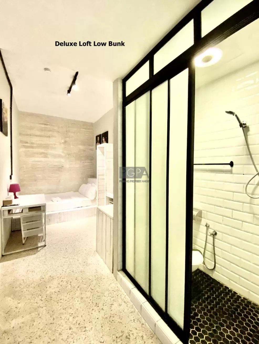 Photo of the whole room in Kim Haus Loft