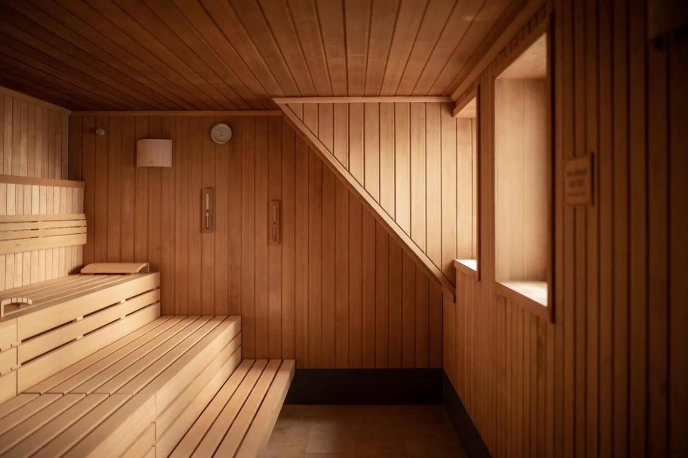 Sauna, Bed in Seehotel am Kaiserstrand