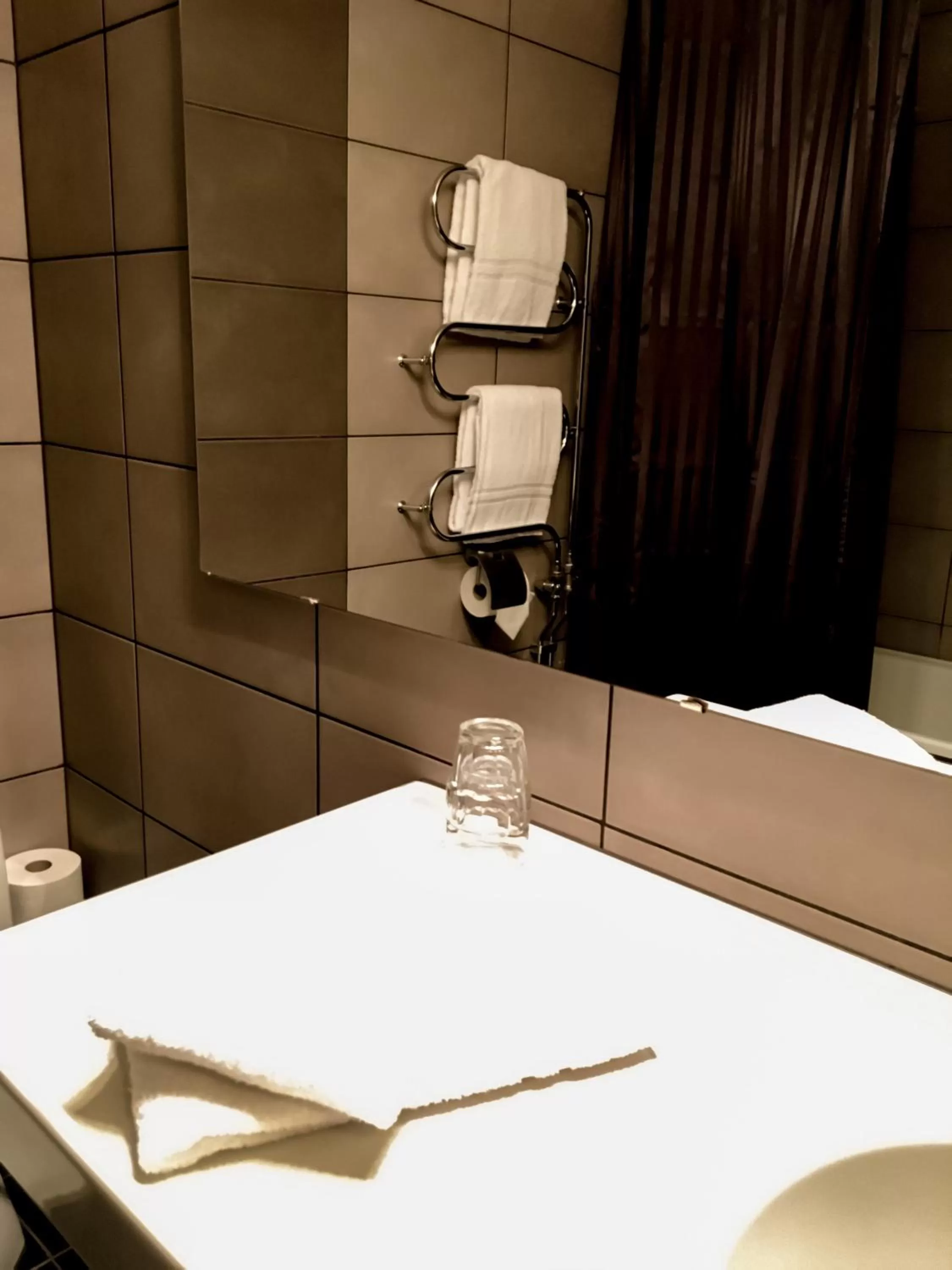 Bathroom in Hotell Östersund