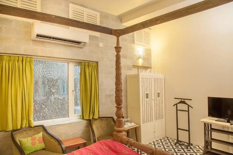 TV and multimedia in The Ivy House