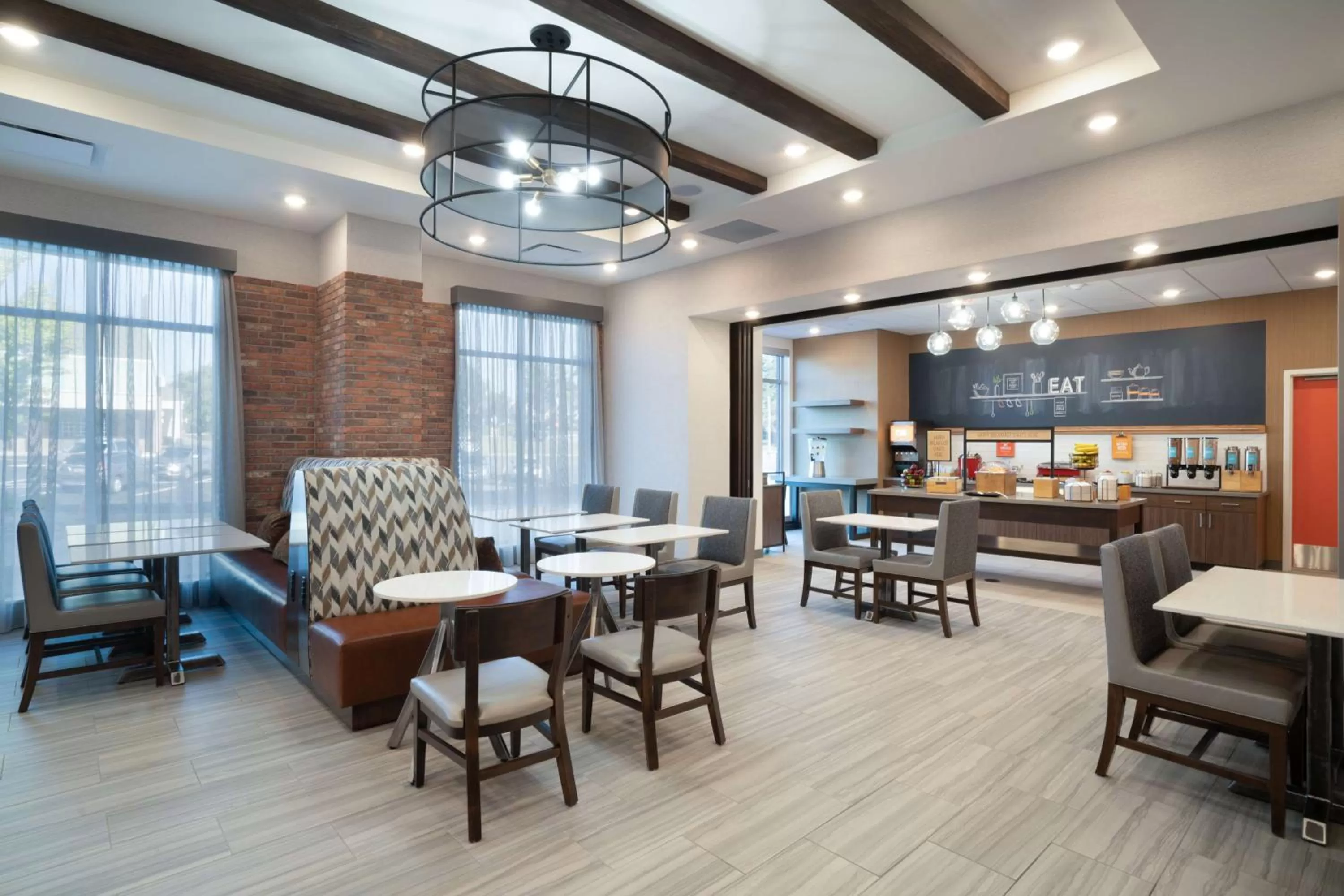 Breakfast in Hampton Inn Greer Greenville, Sc