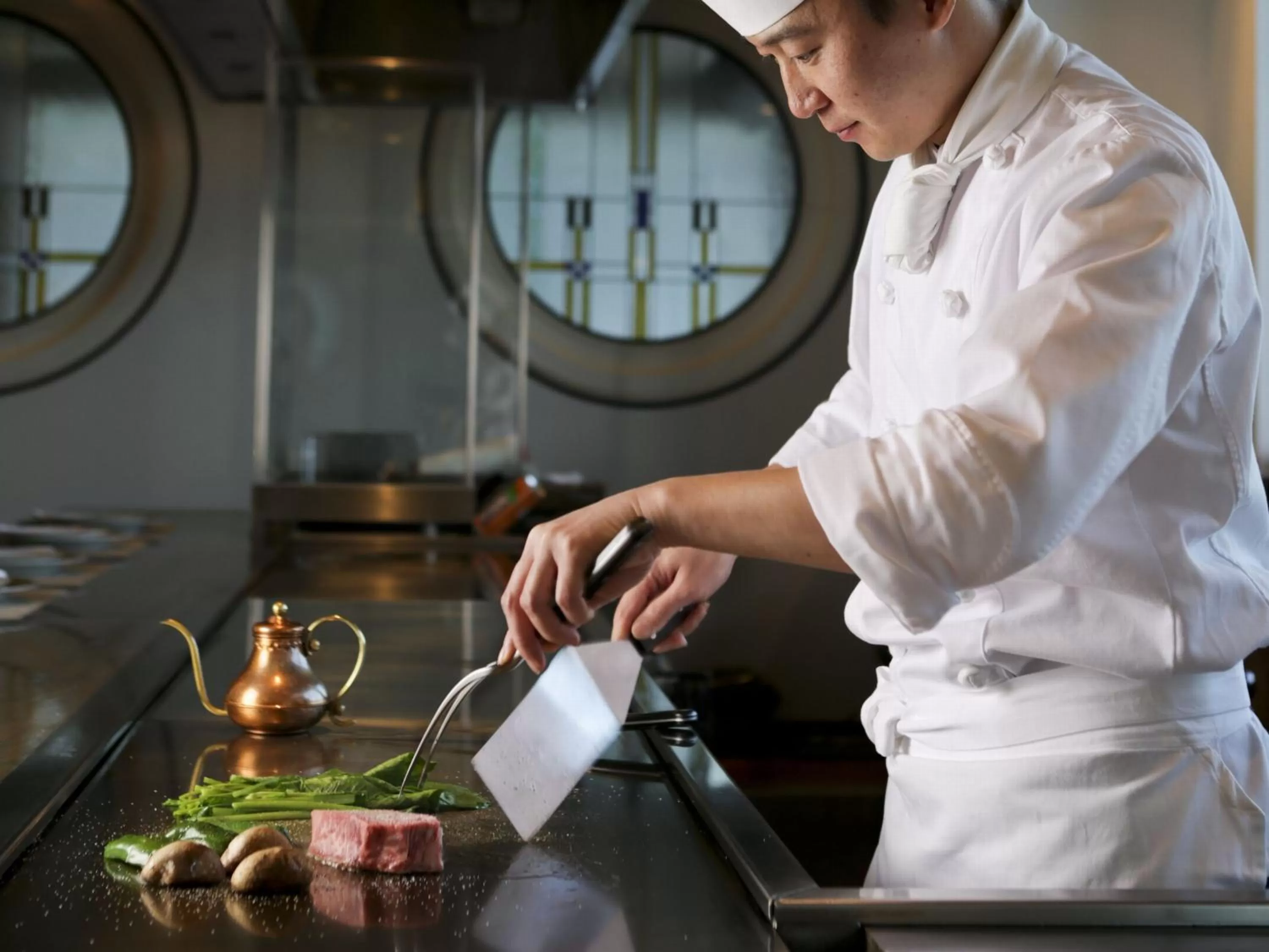 Restaurant/places to eat in Hotel La Suite Kobe Harborland