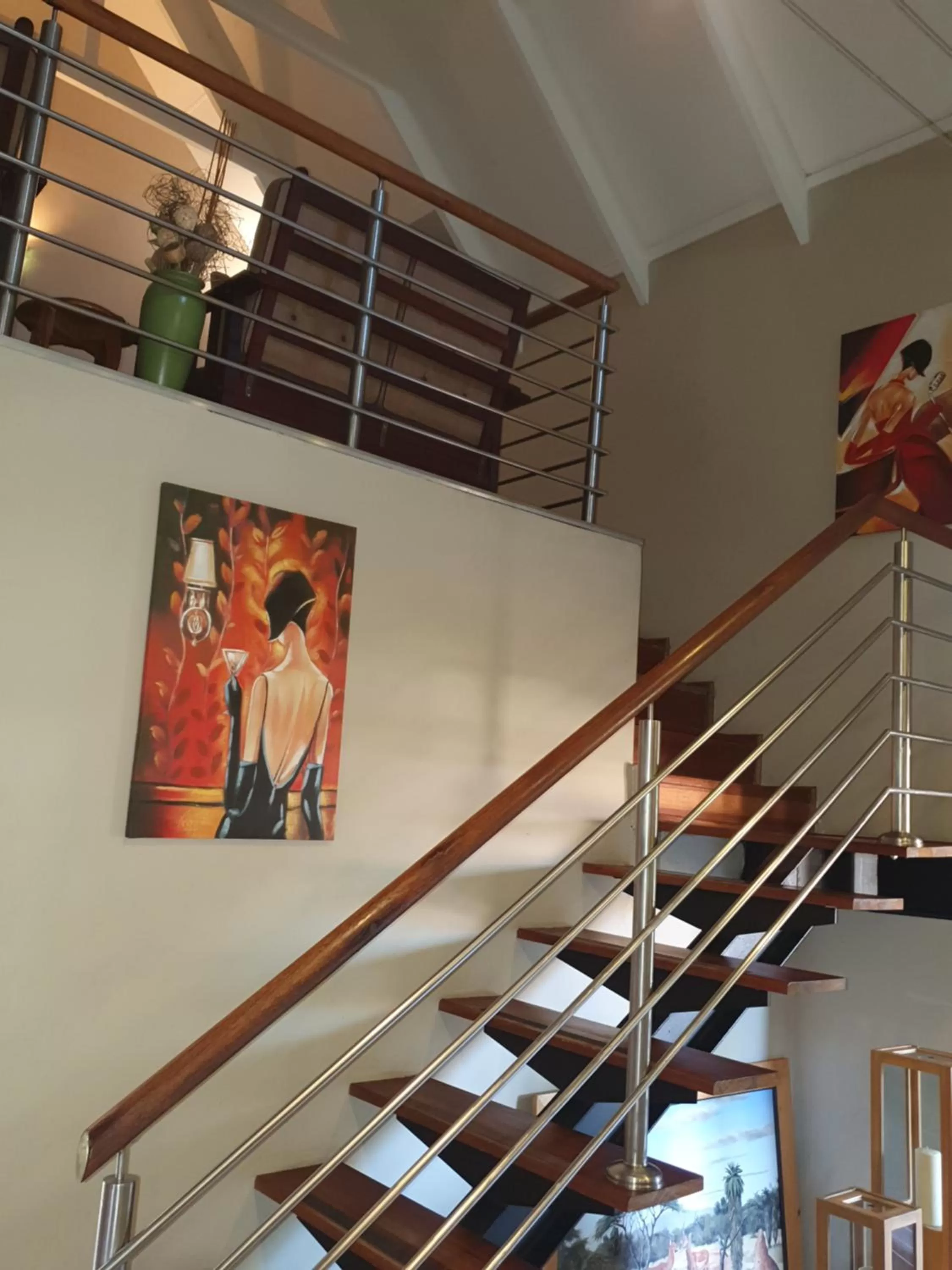 Communal lounge/ TV room in The Leopard Tree