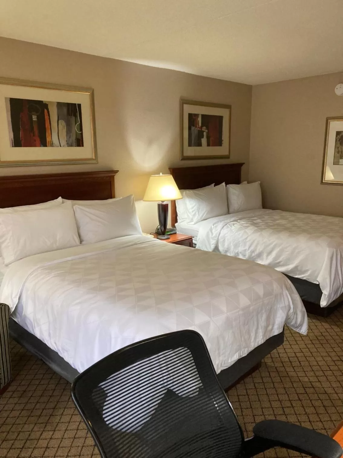 Bedroom, Bed in Holiday Inn Cincinnati-Eastgate by IHG