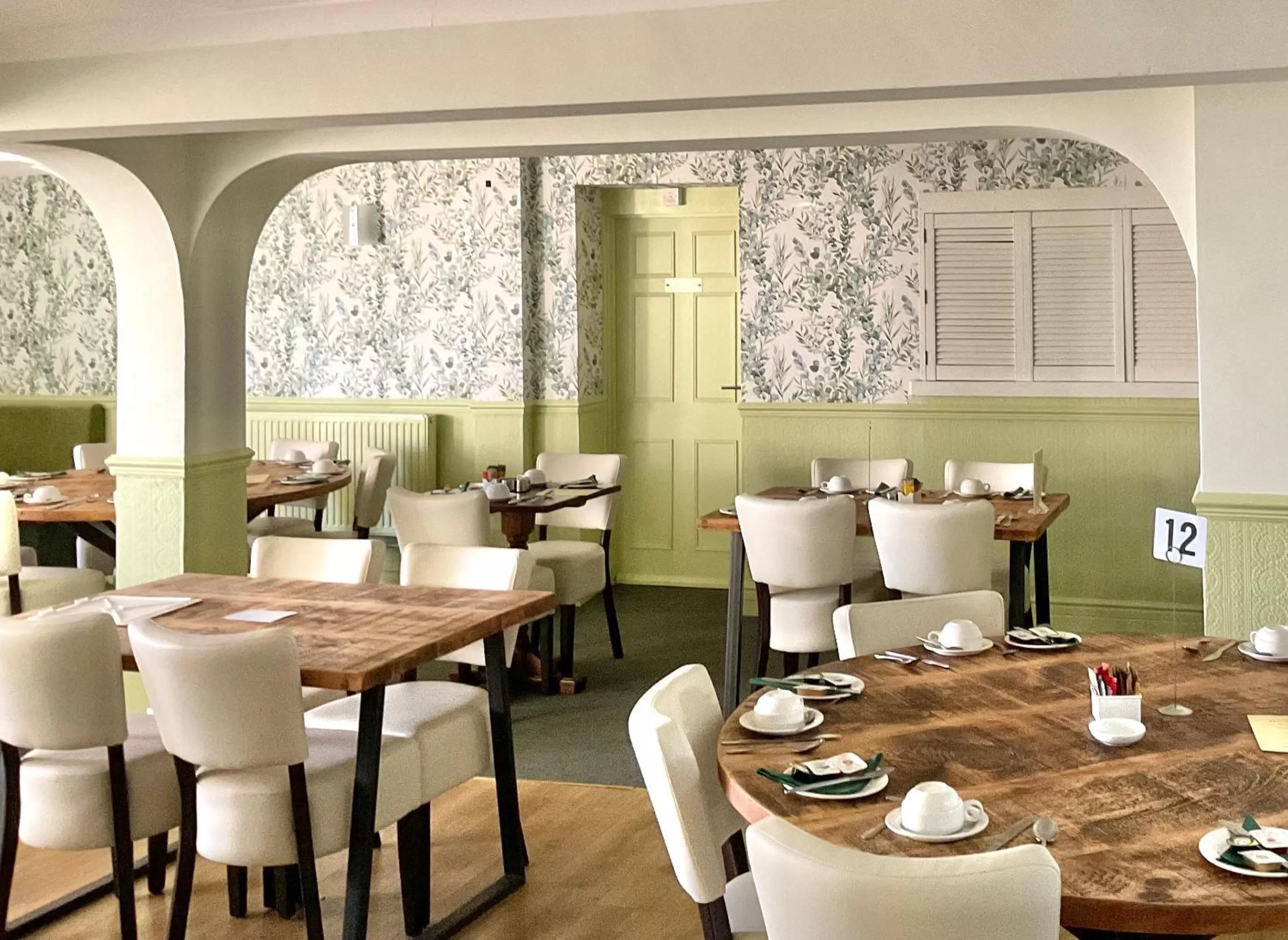 Restaurant/places to eat in Ashton Court Hotel