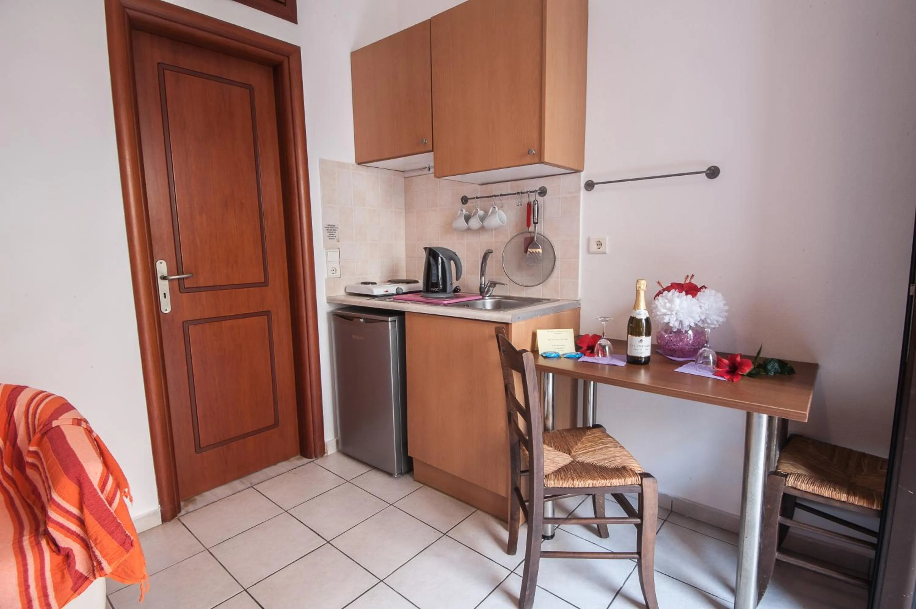 Kitchen or kitchenette in Elounda Sunrise Apartments