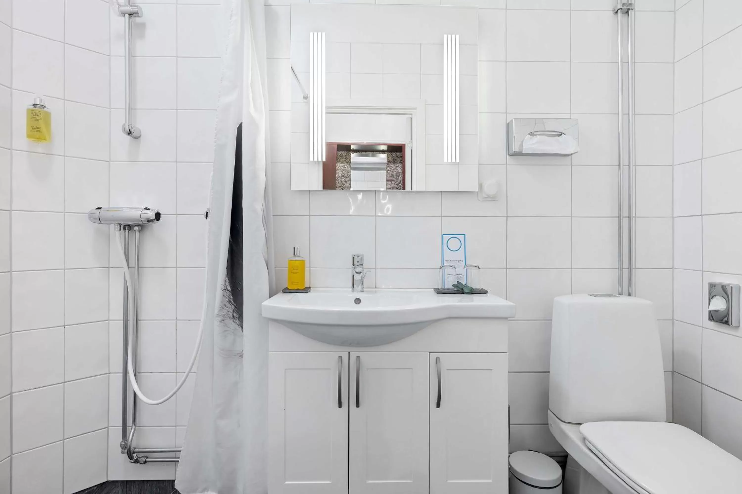 Bathroom in Centric Hotel