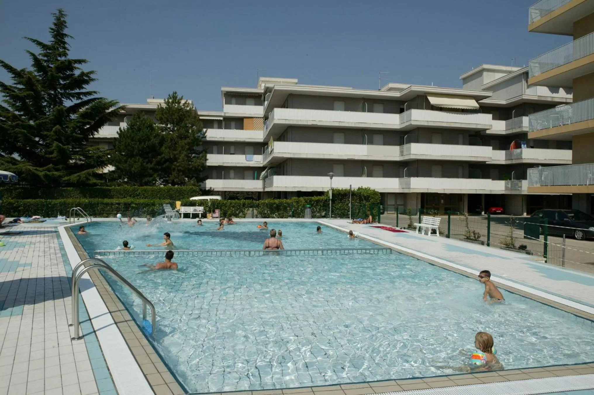 Swimming Pool in Residence Valbella - GETURHOTELS