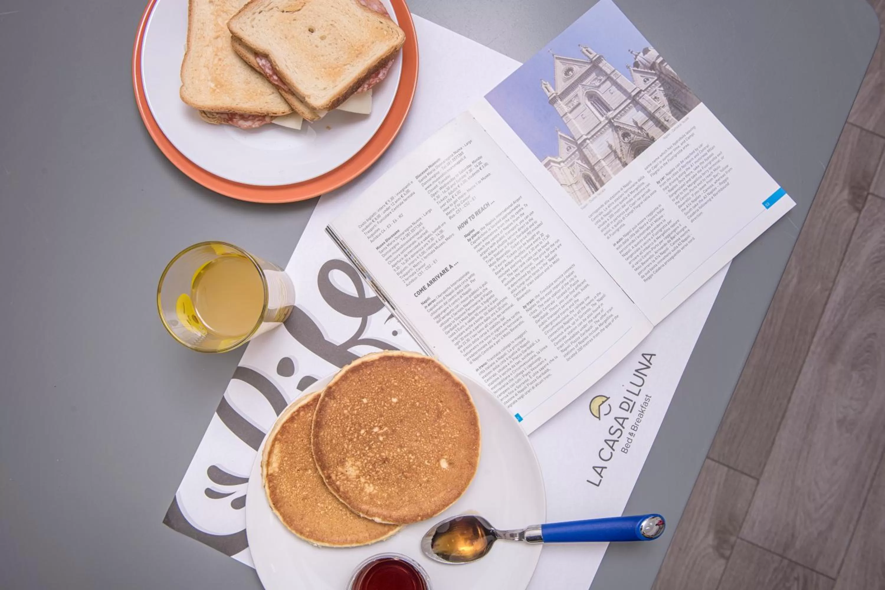 Food and drinks in La Casa di Luna