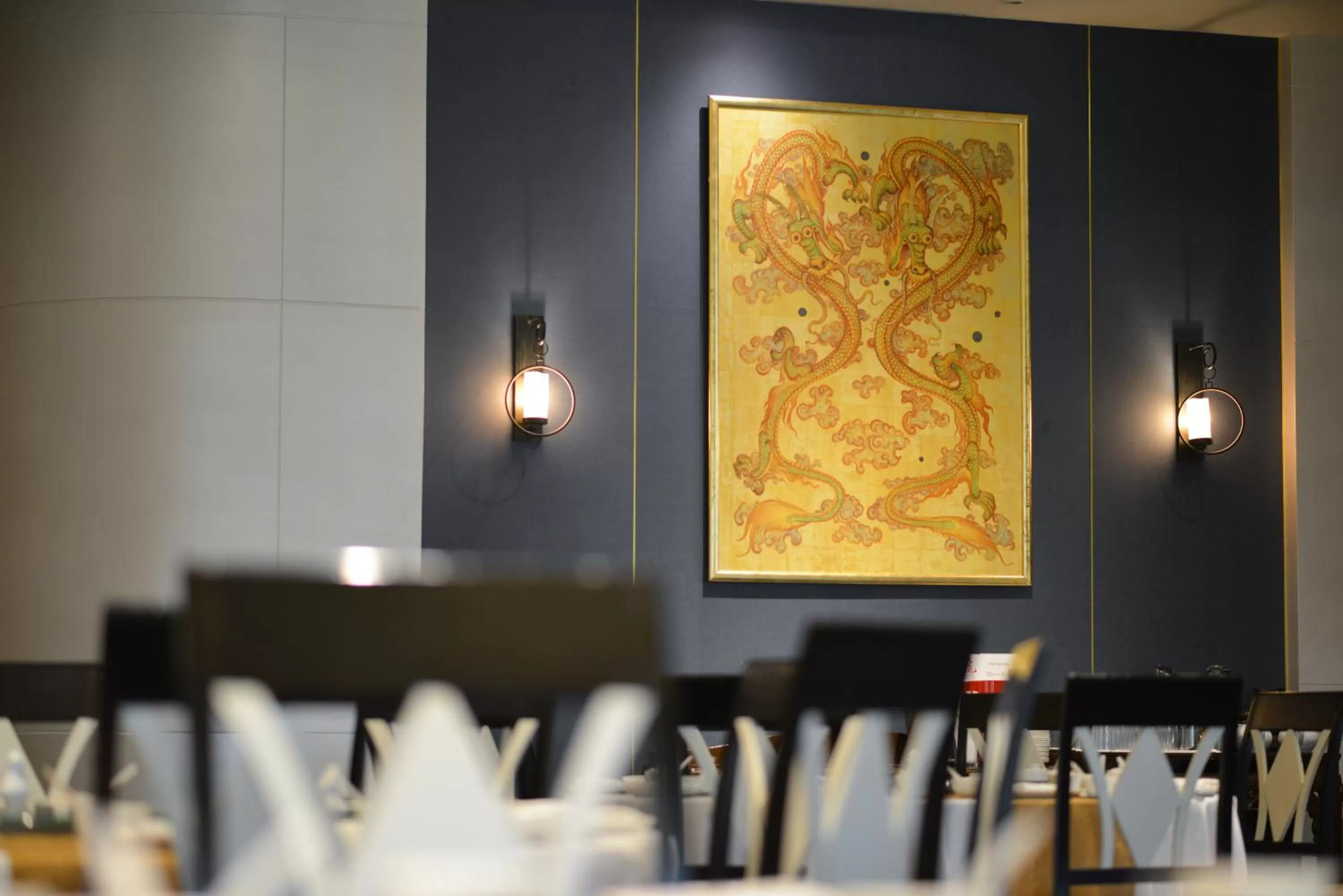 Restaurant/places to eat in Miracle Grand Convention Hotel