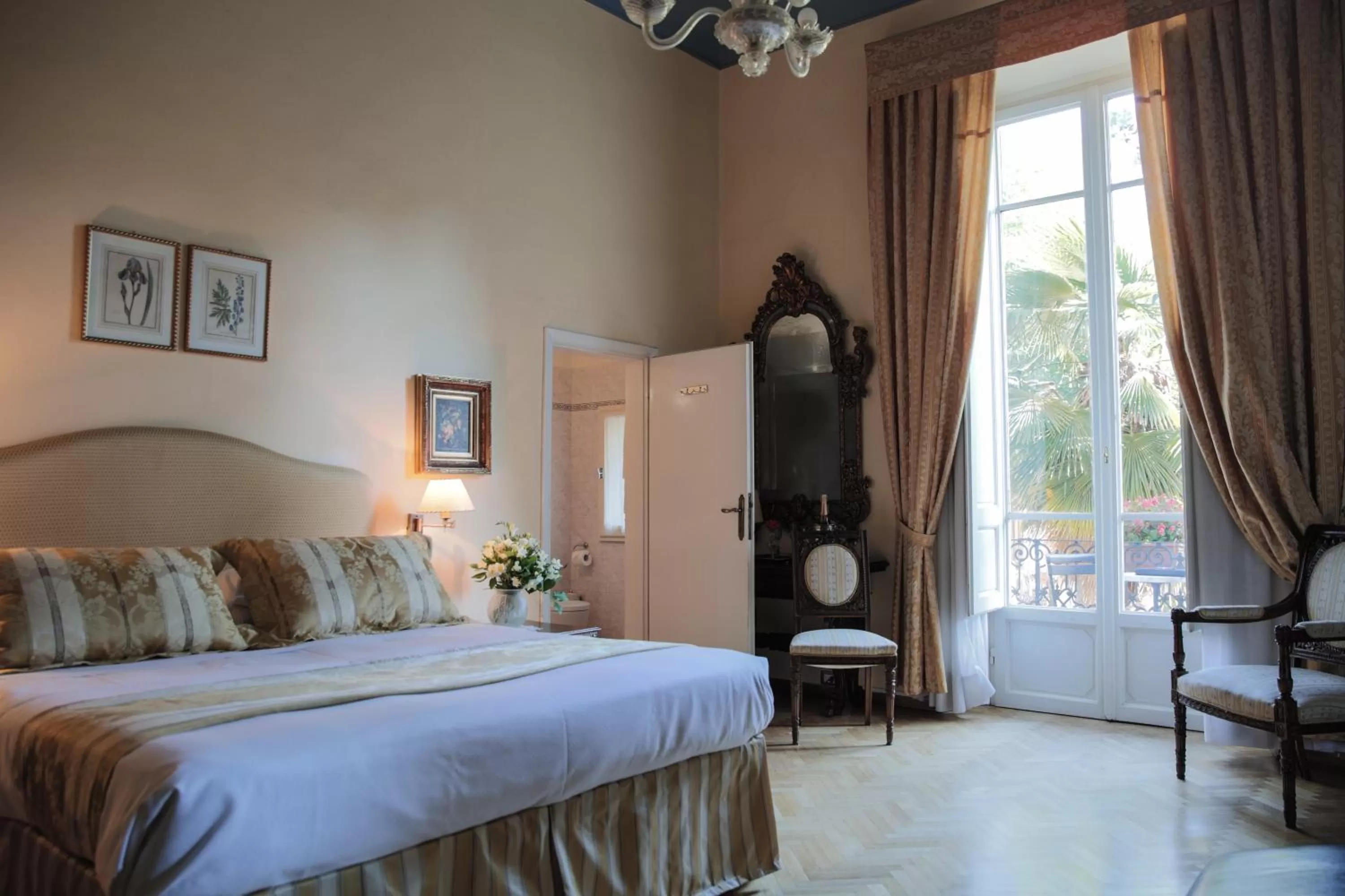 Photo of the whole room, Bed in Hotel Villa Liana