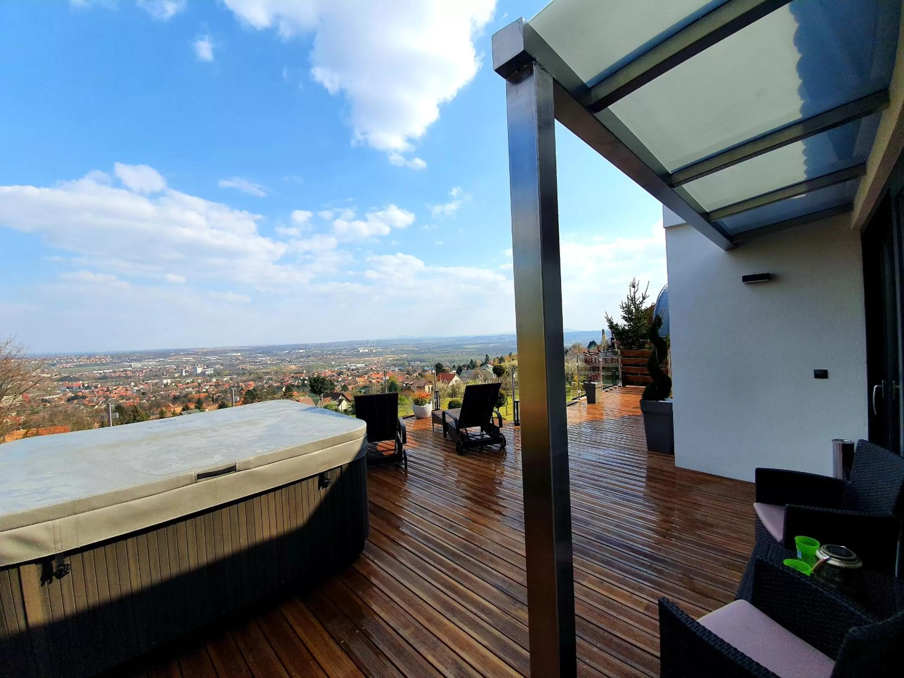 Bagoly Wellness Apartman