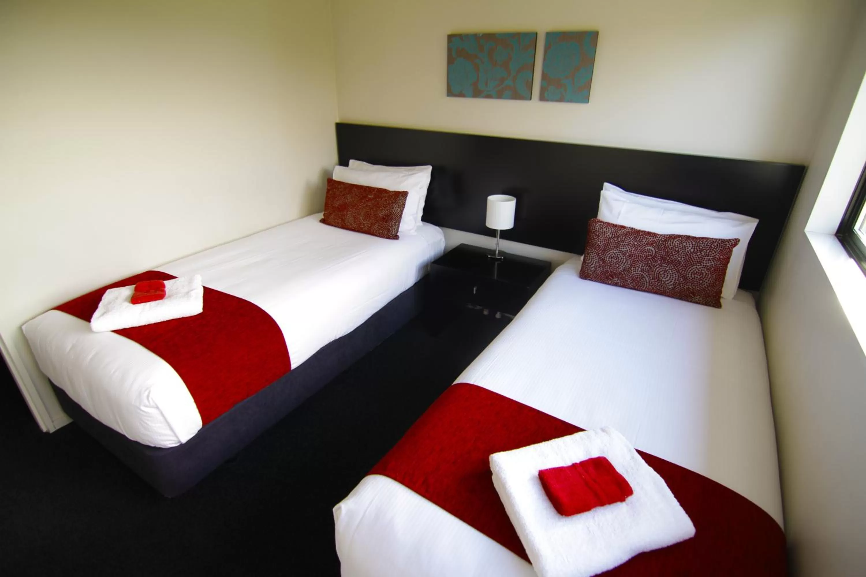 Bed in Metropolitan Motel on Riccarton - 2 mins walk to Westfield