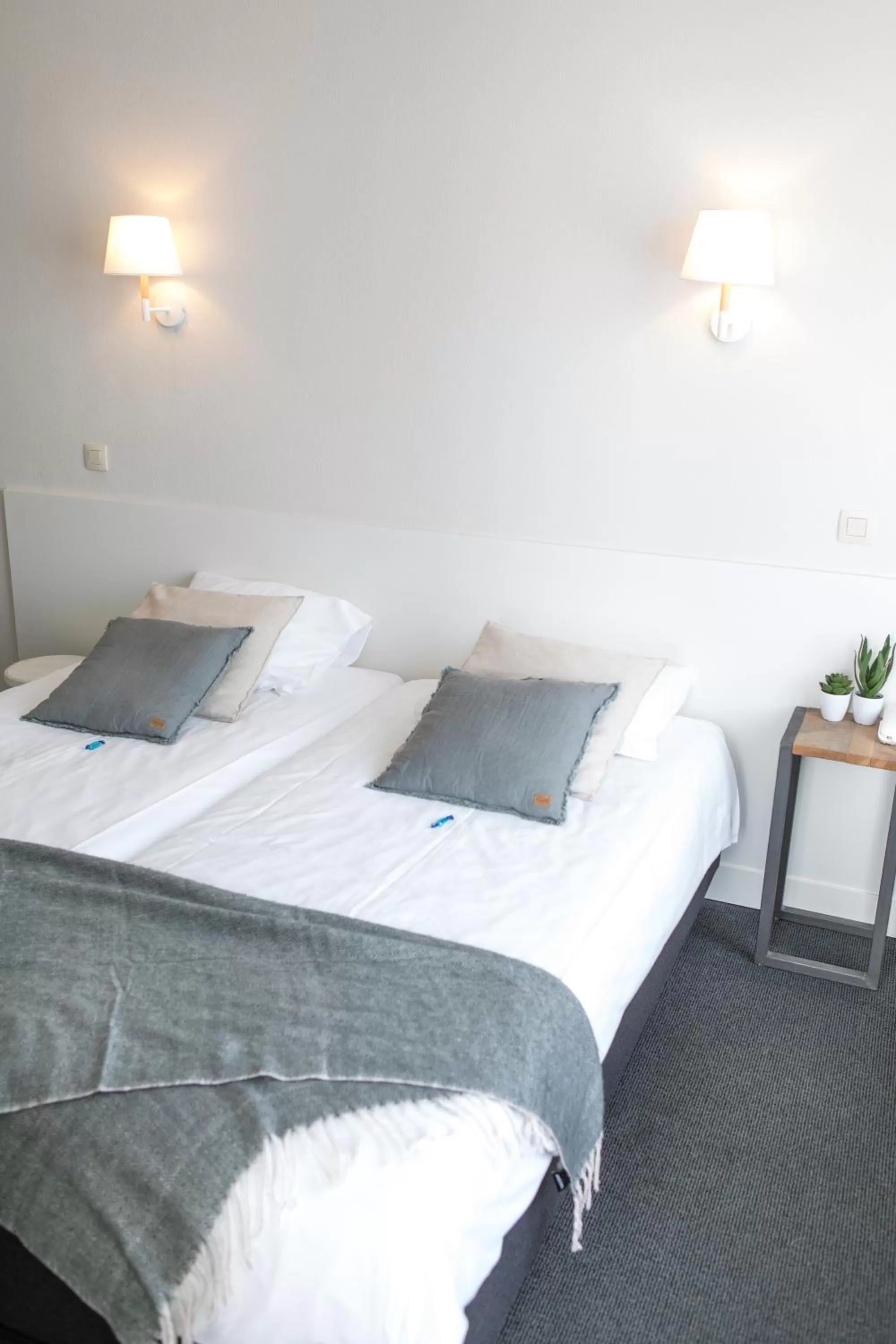 Bed in Hotel du Bassin