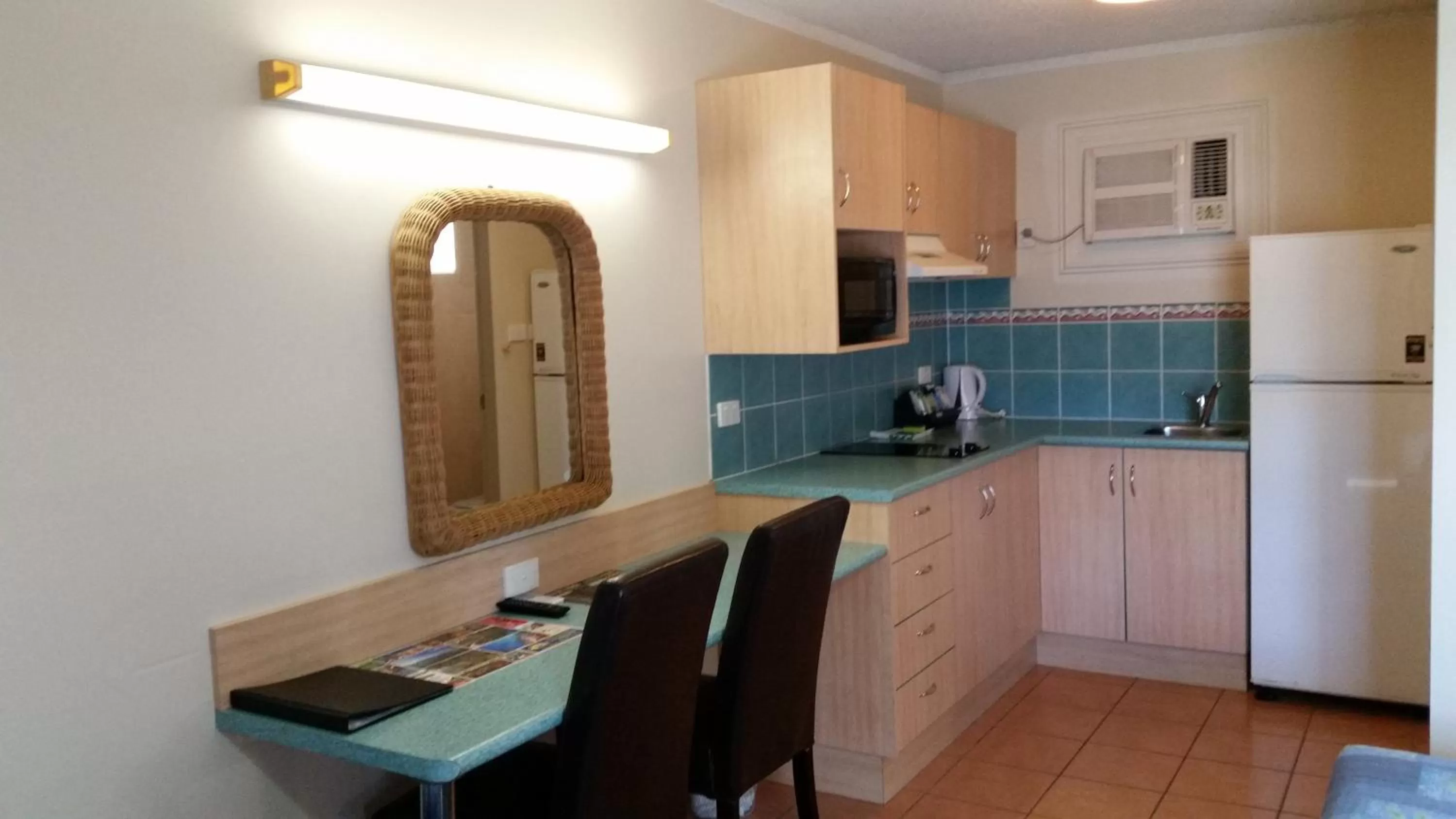 Kitchen or kitchenette in Cairns Gateway Resort