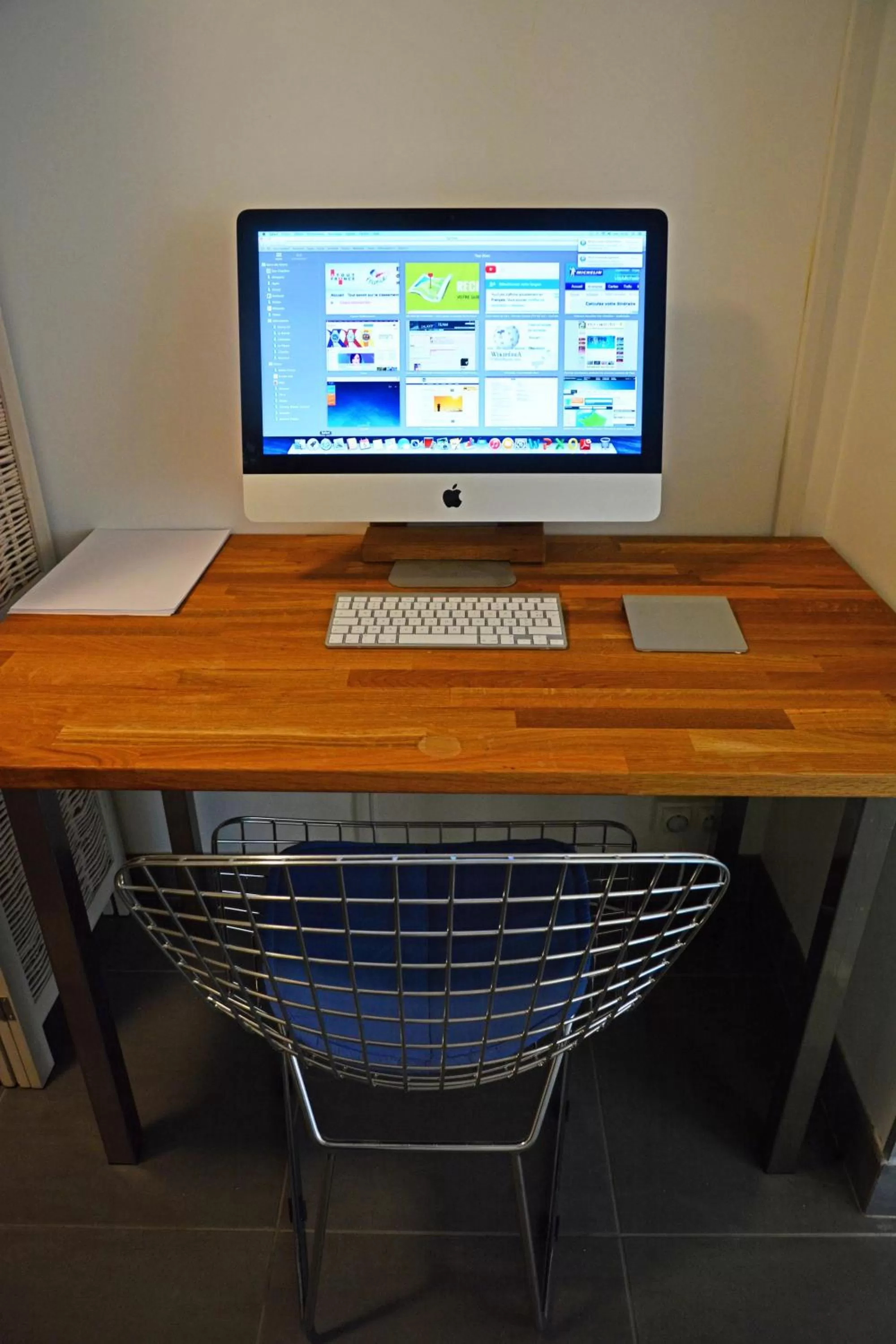 Business facilities in Logis - Hôtel & Restaurant des Lacs Paris Sud