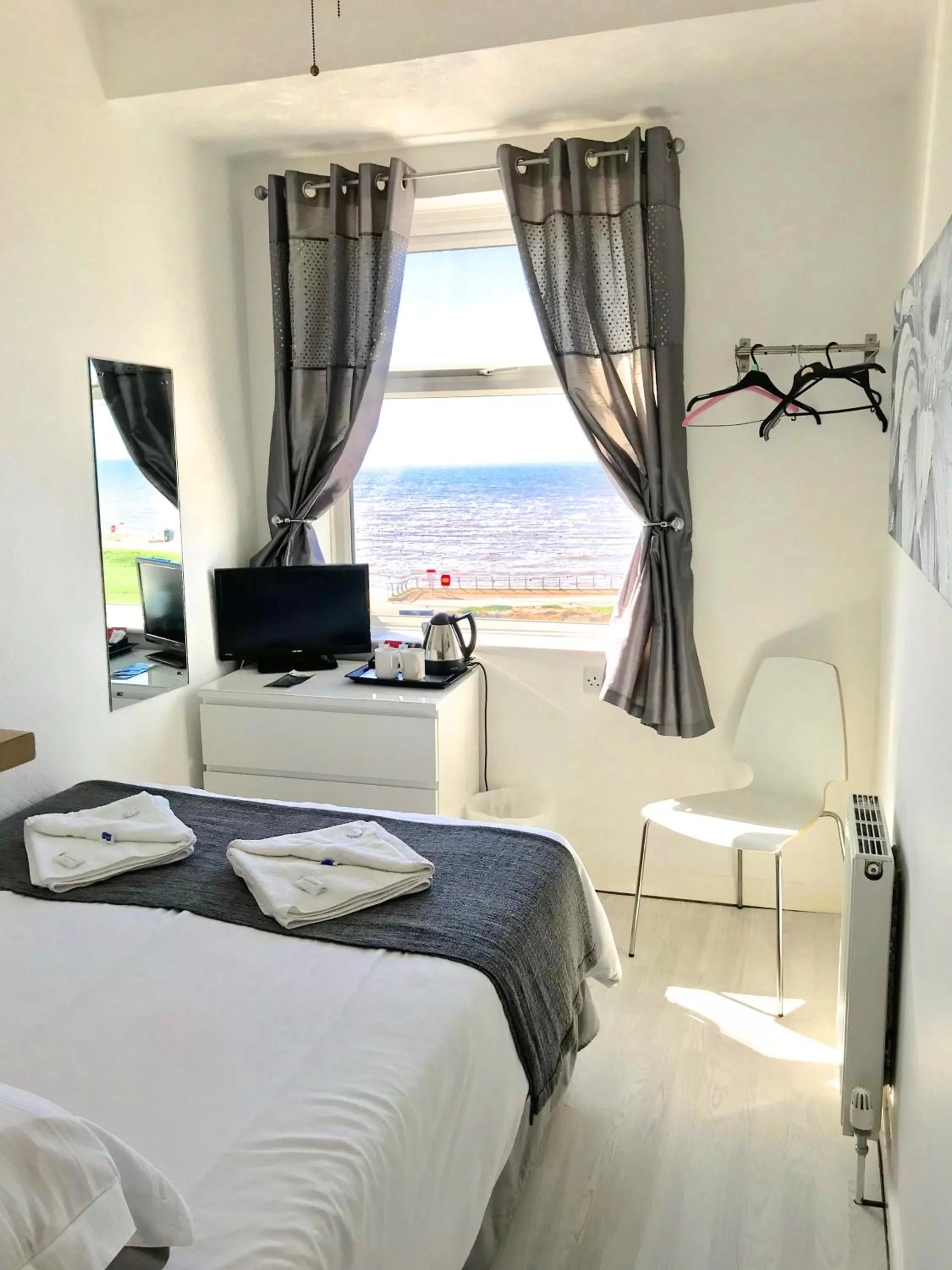 Natural landscape, Bed in Sandford Promenade