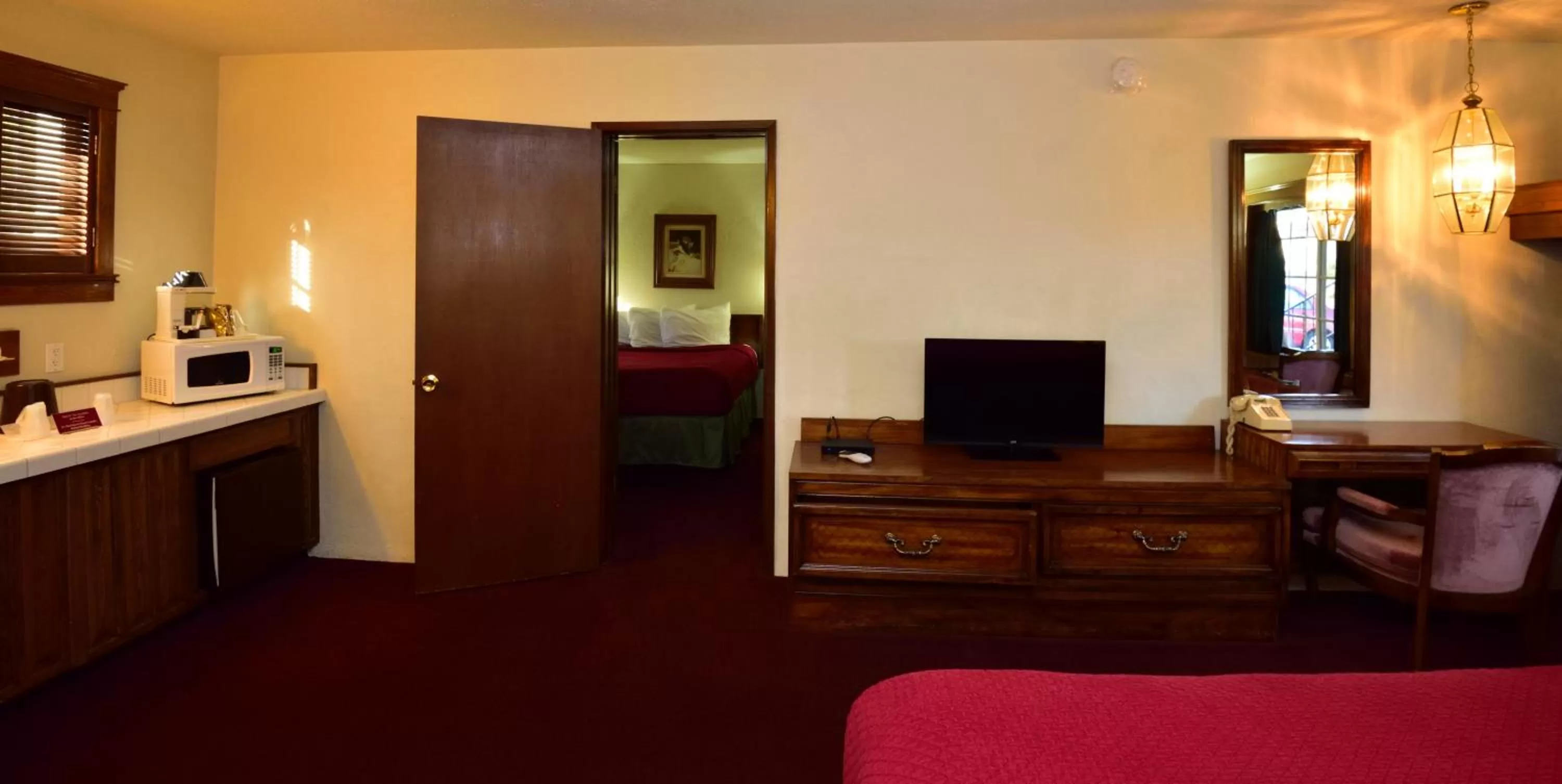 Living room in Sequim West Inn