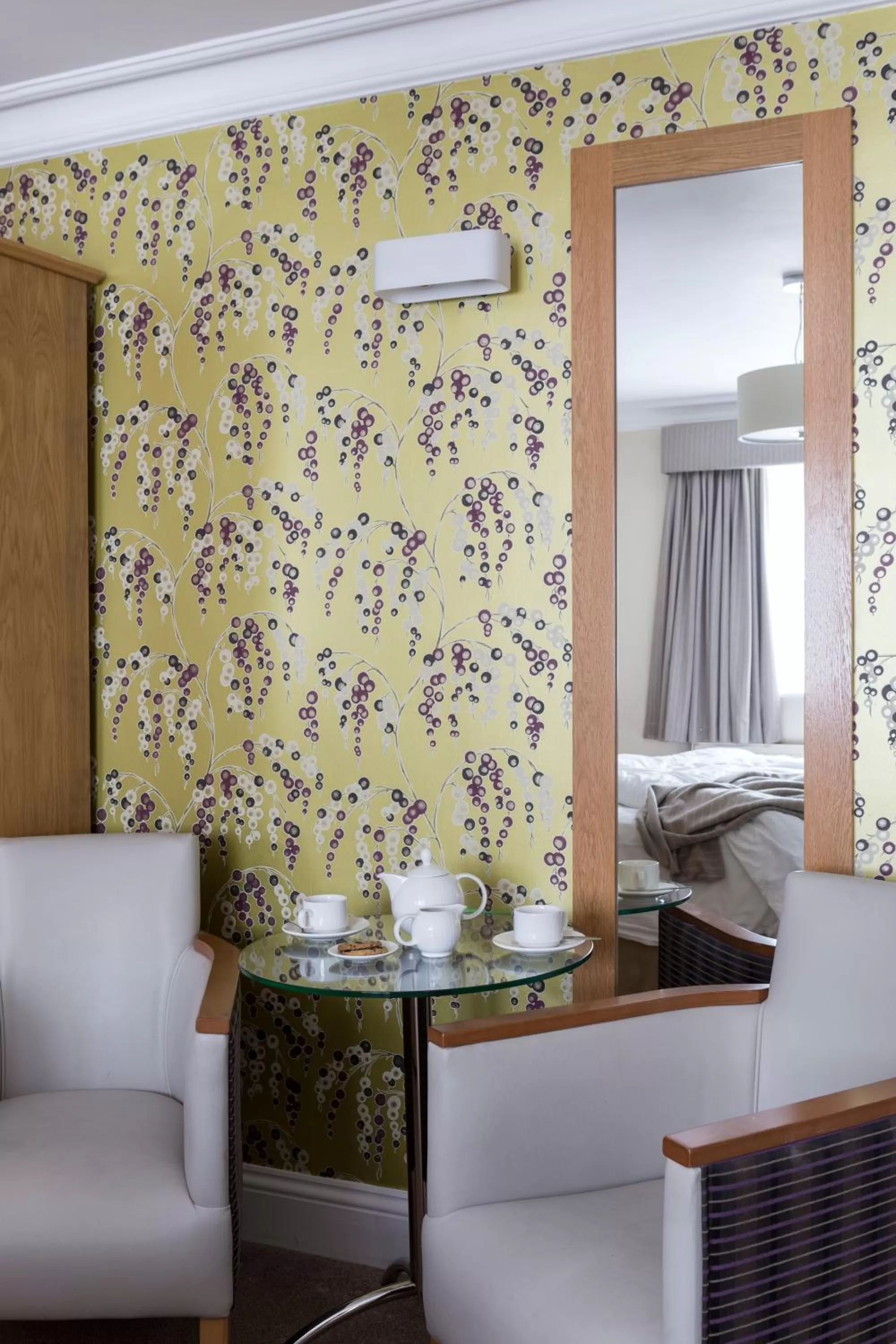 Bedroom in Banbury Wroxton House Hotel